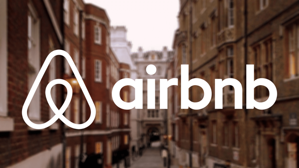 Hasta 100.000 refugiados que huyen de Ucrania podrán ser alojados temporalmente en viviendas de Airbnb.org