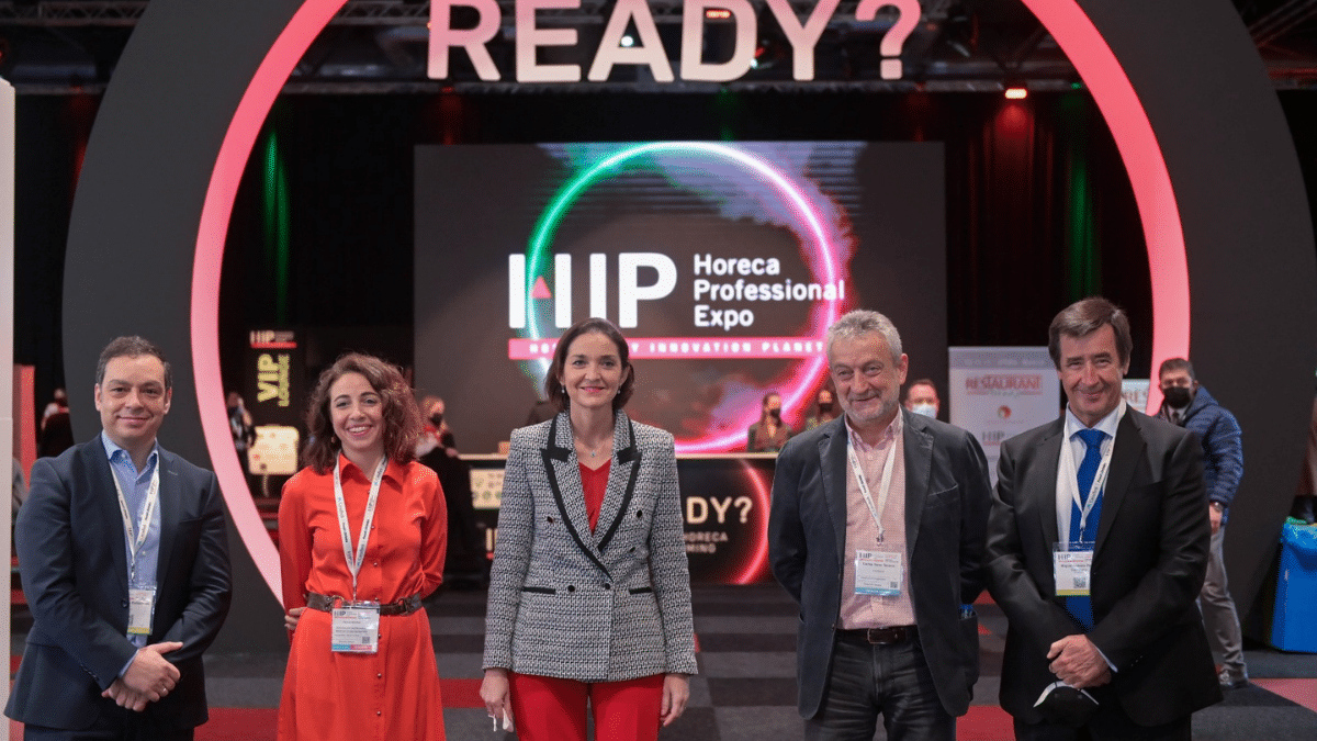La Ministra de Industria, Comercio y Turismo, Reyes Maroto, clausura la edición más exitosa de HIP, con 34.857 congresistas y un impacto de 53 millones de euros para la capital