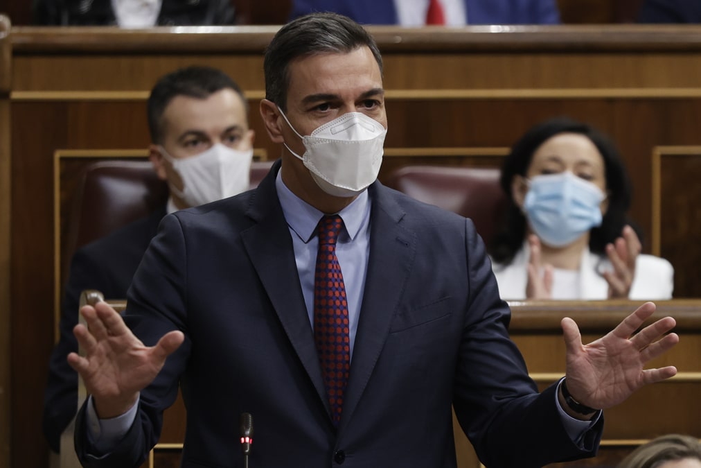 Tras la inasumible subida de precios, los consumidores piden a Sánchez la suspensión de impuestos del gas, luz y carburantes