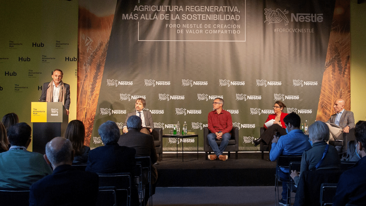 “Ya no basta solo con proteger el planeta. Tenemos que regenerarlo»