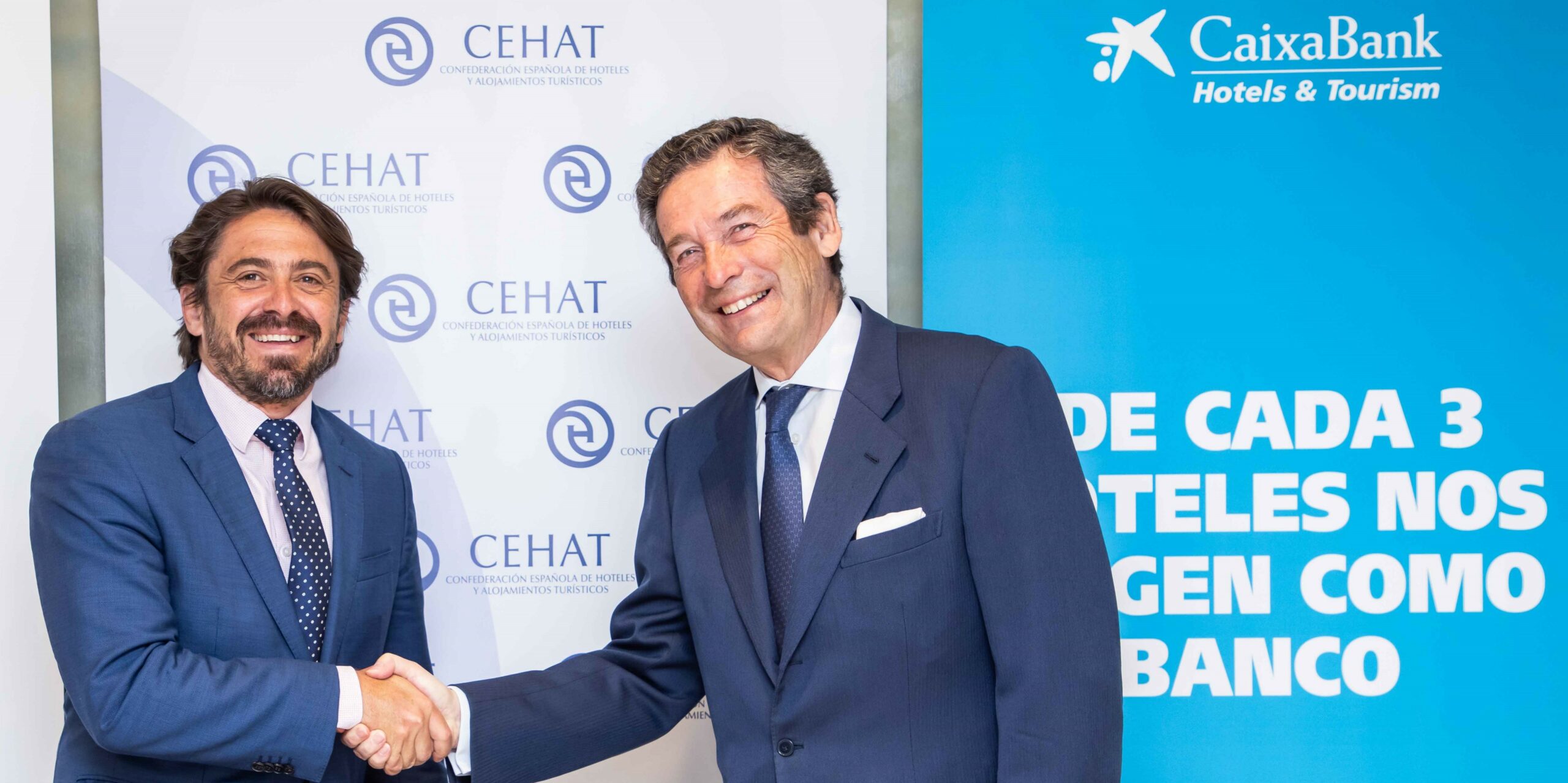 CaixaBank y CEHAT firman una financiación de 2.000 millones para el sector hotelero