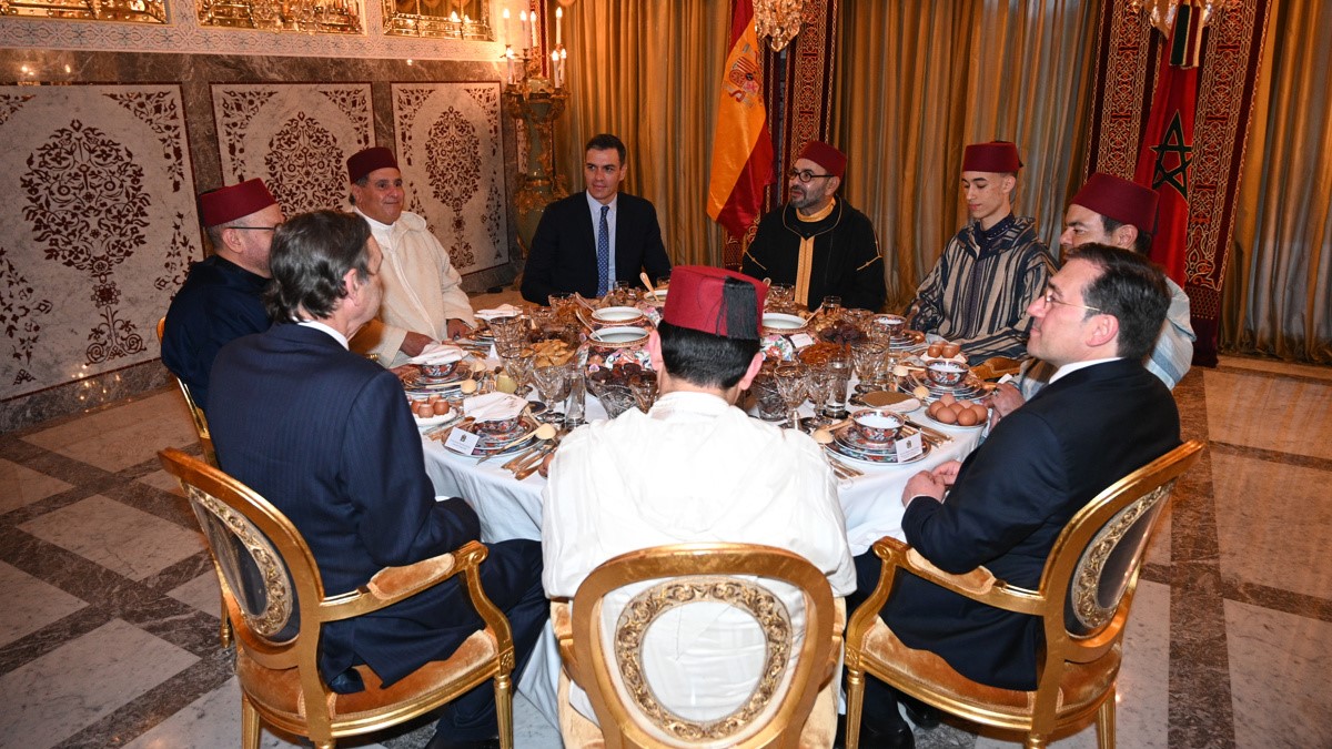 Sánchez, a Marruecos, y Draghi, a Argelia a comprar más gas para Italia