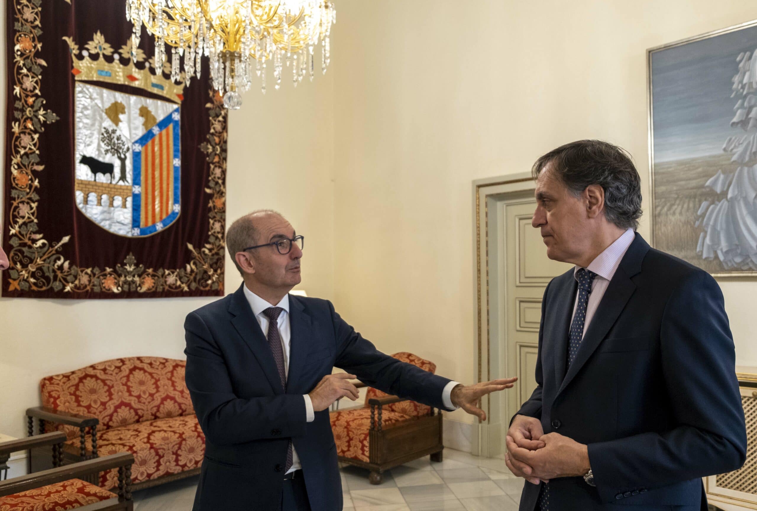 El Ayuntamiento de Salamanca sube a un máximo de 6.000 euros las ayudas financiadas por Iberaval