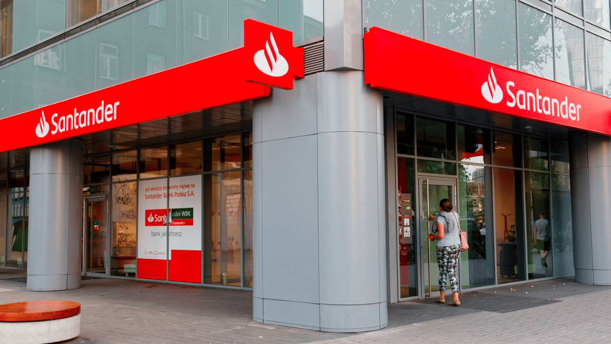 Santander lanza una funcionalidad pionera en su app y web para que los clientes puedan medir su huella de carbono