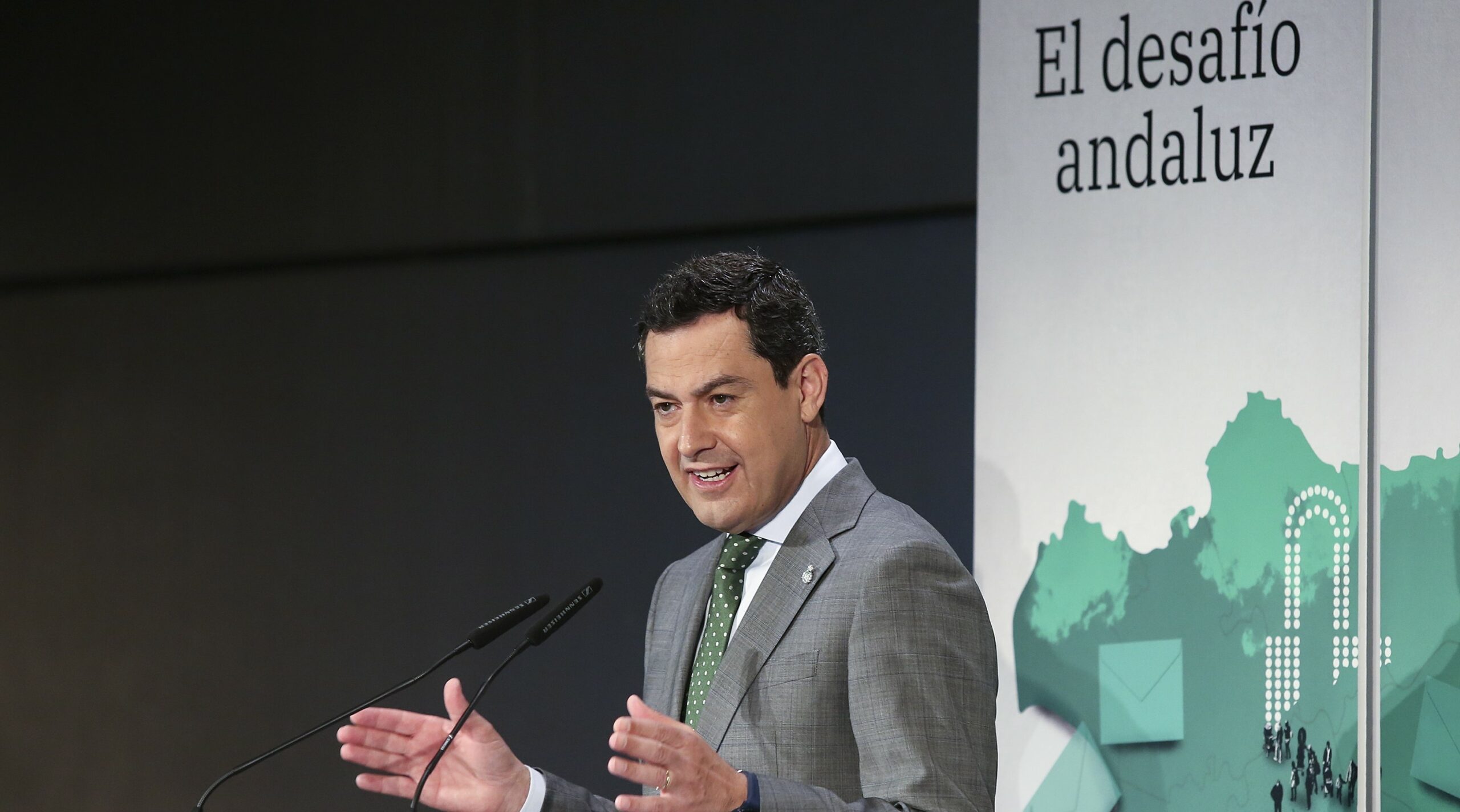Moreno afirma que Medel daña la reputación de Unicaja y su fundación