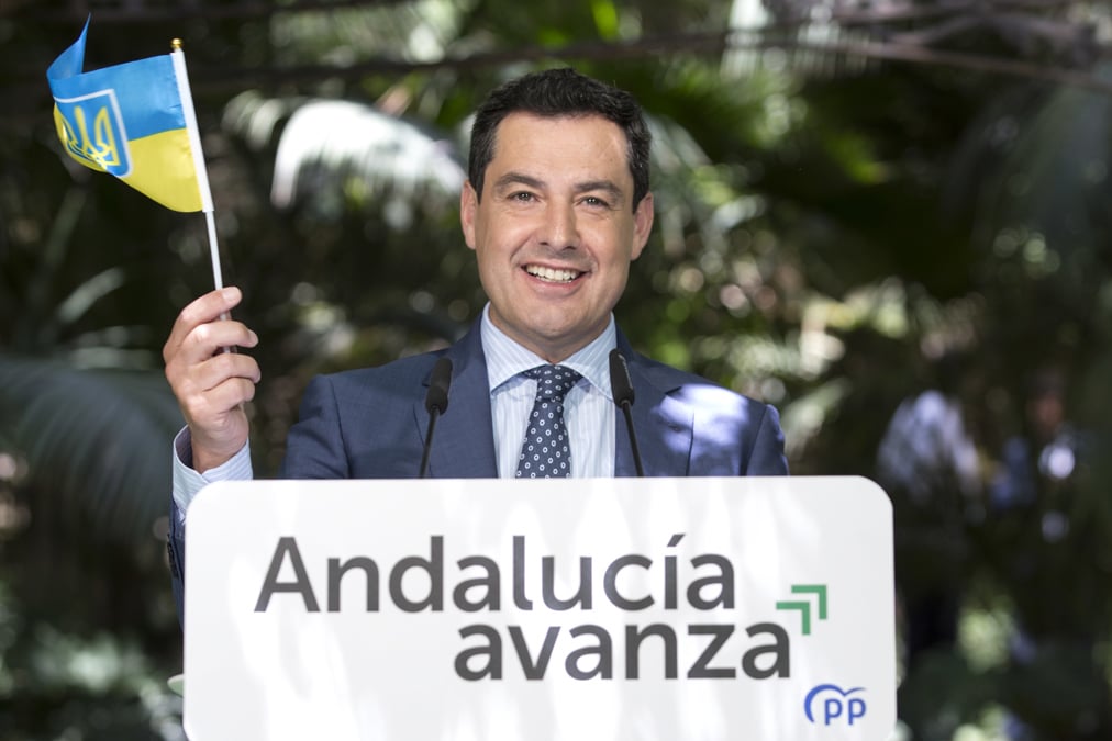Andalucía absorbió el 28% de la caída del paro en abril