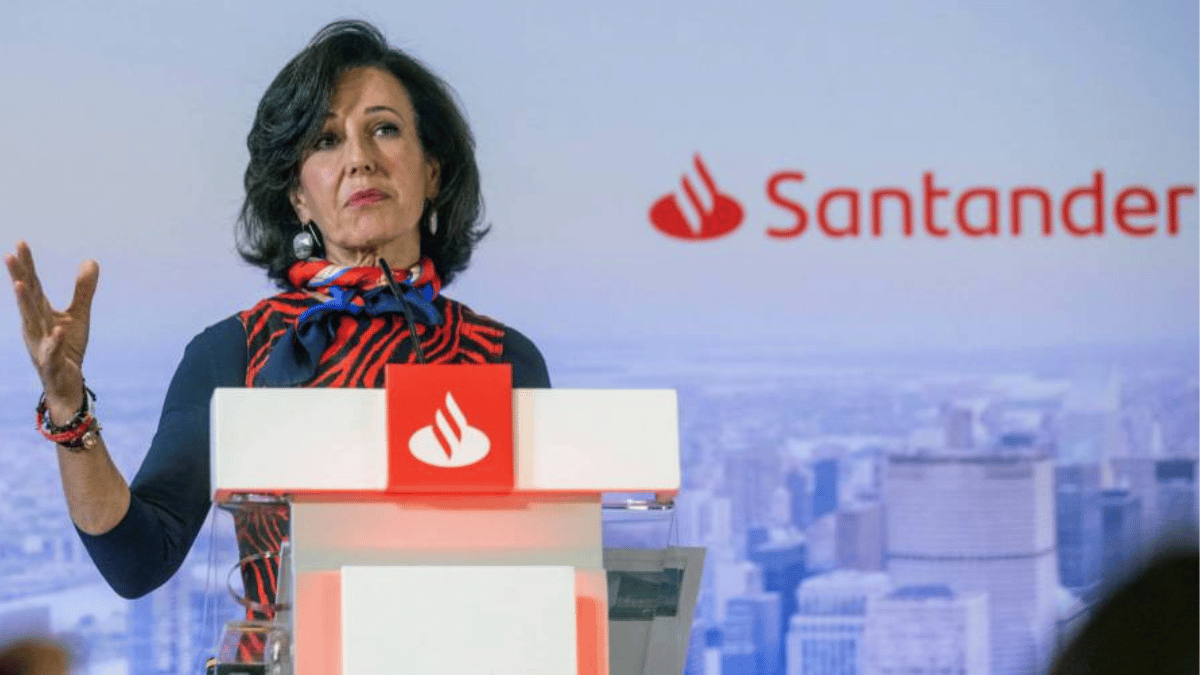 Santander obtiene un beneficio ordinario de 4.894 millones de euros en el primer semestre de 2022, un 16% más
