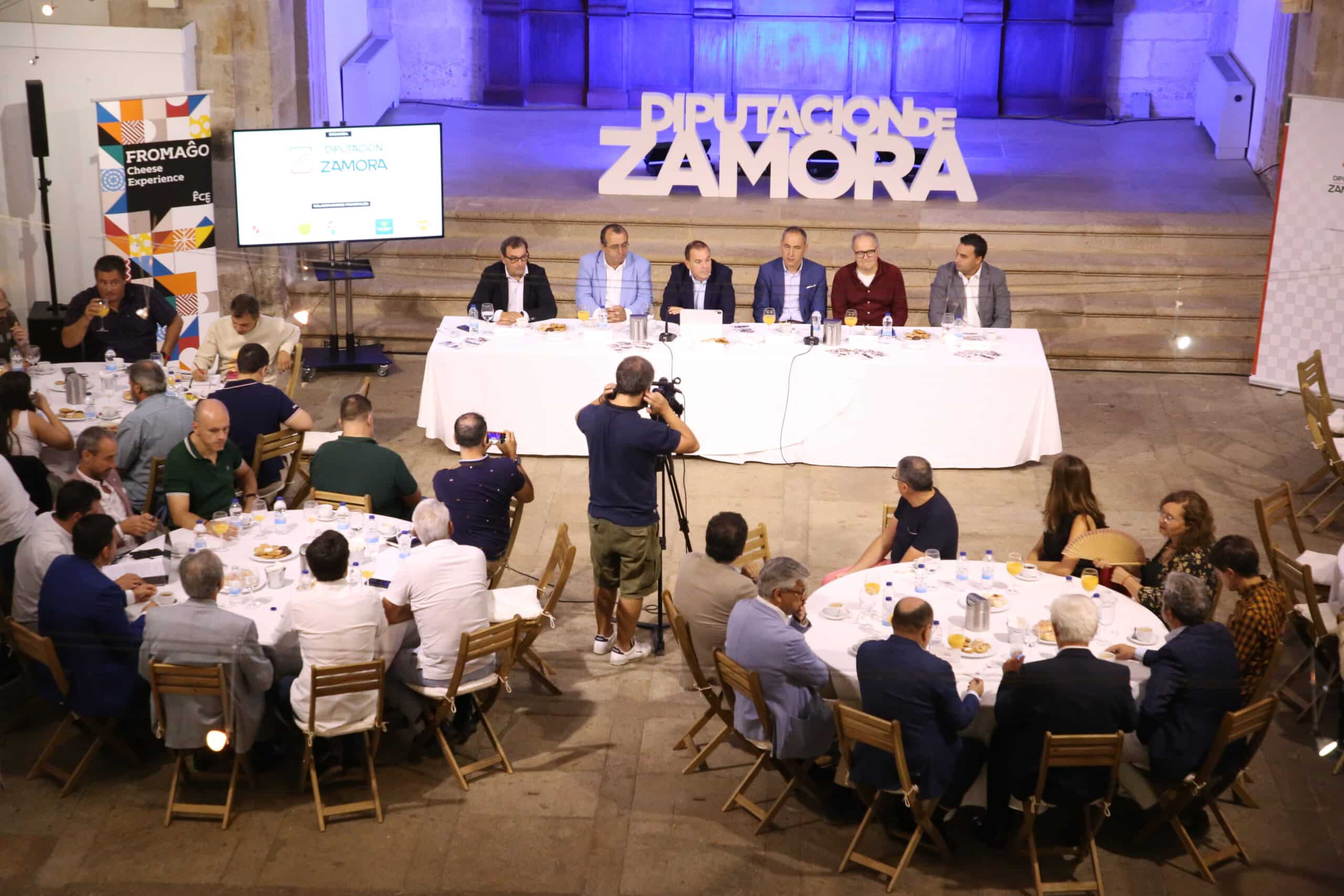Cerca de 300 expositores y 200.000 visitantes acudirán en Zamora al Encuentro Mundial del Queso