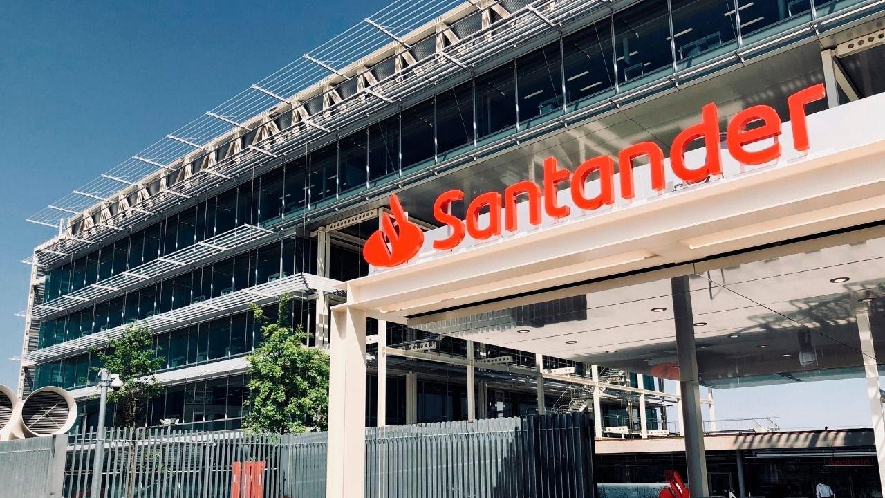 Santander se convierte en el líder en Préstamos ICO, con una cuota del 39%