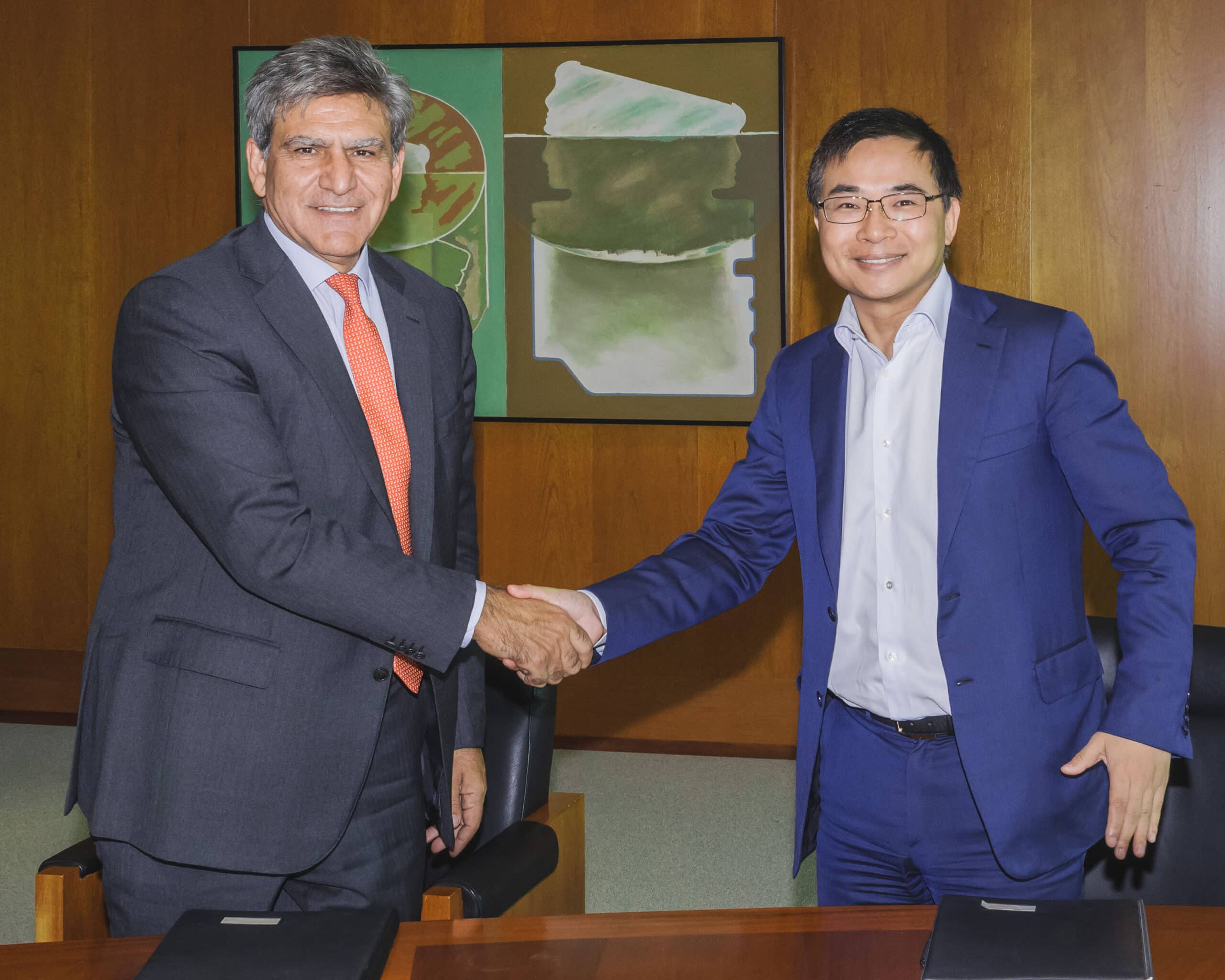 Banco Santander se asocia con Envision para acelerar la transición hacia una economía neutra en carbono