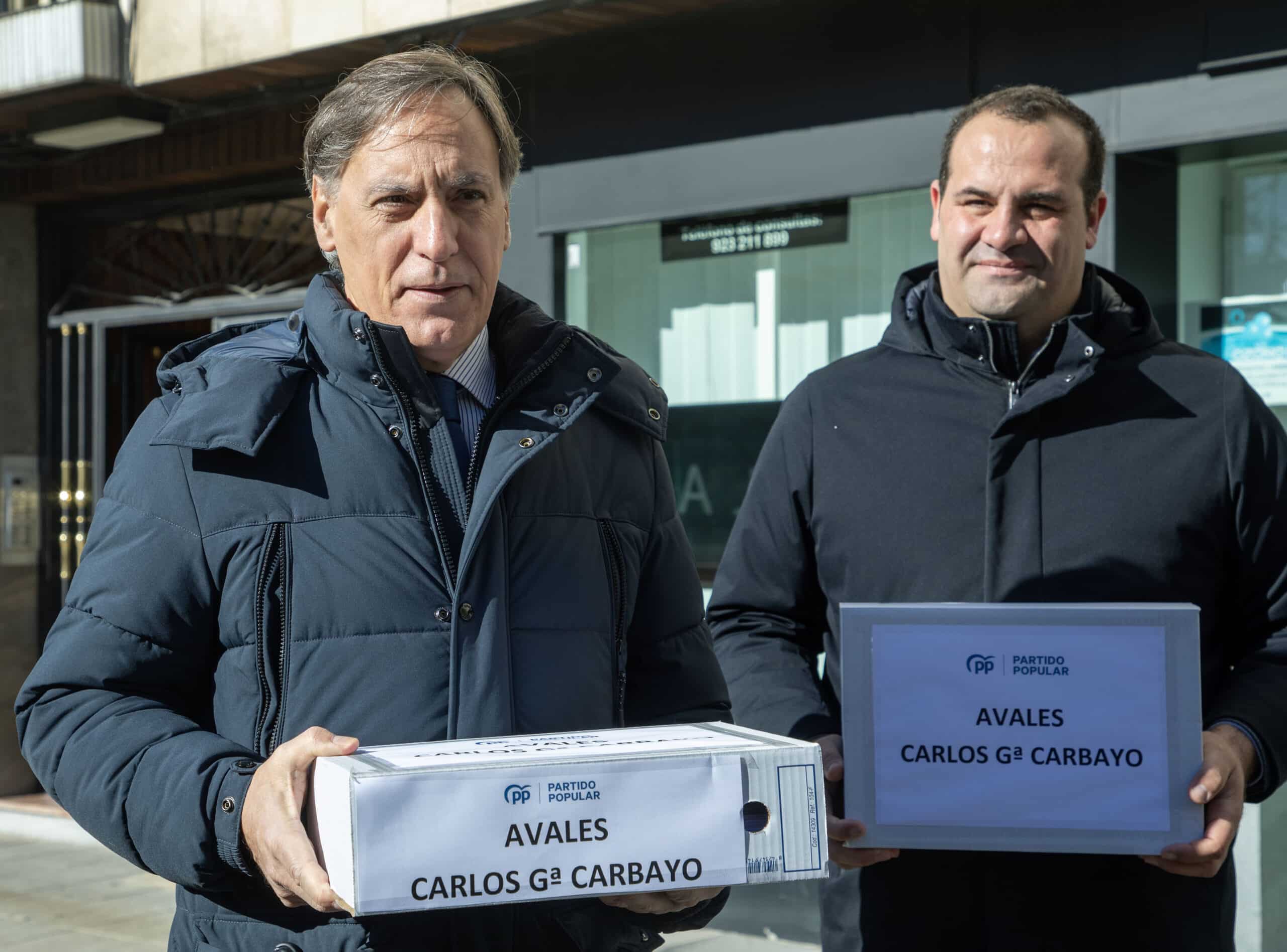 García Carbayo presenta 1.185 avales para concurrir al congreso del PP de Salamanca