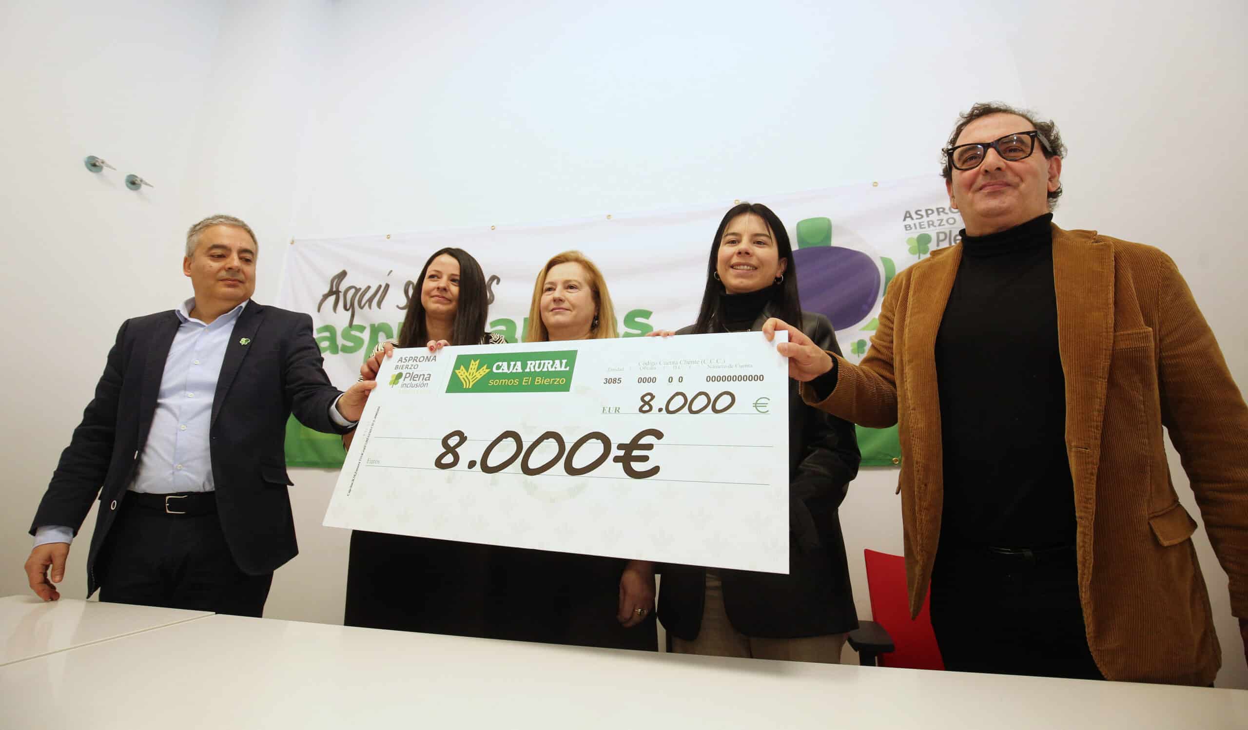 Caja Rural dona 8.000 euros para el proyecto ‘Saturno’ de Asprona Bierzo