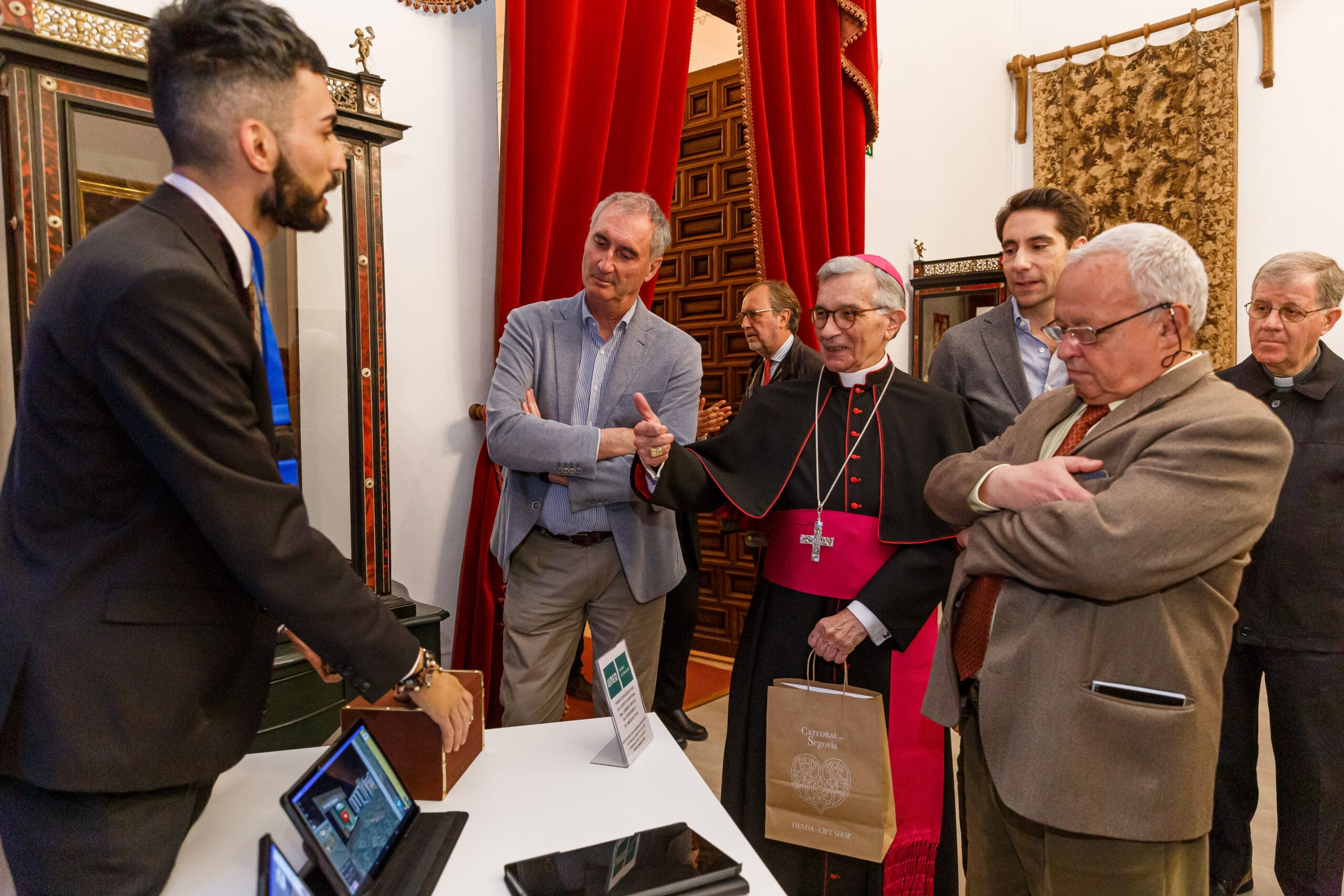 El Palacio Episcopal de Segovia reabre sus puertas con visitas vinculadas a la Catedral