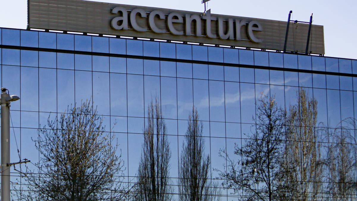 Accenture: 890 despidos