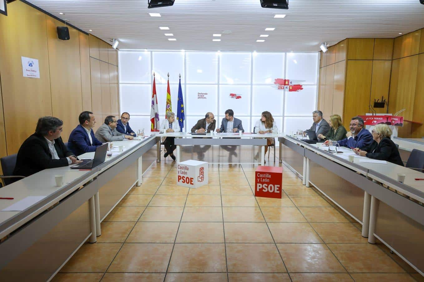 Los socialistas de la Comunidad y de Portugal piden una nueva conexión ferroviaria Zamora-Oporto