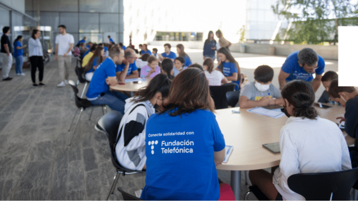 ‘Día Internacional del Voluntariado Telefónica’: Impulsando la inclusión a través de la tecnología