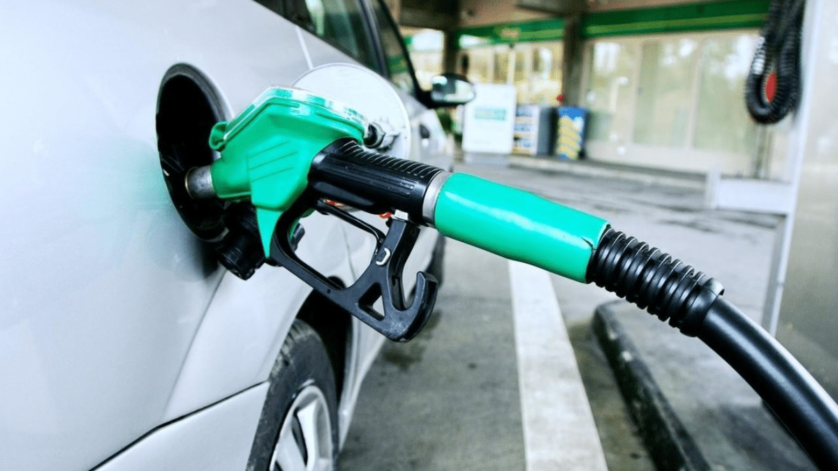 Precios de la gasolina y el gasóleo en alza durante la operación salida de julio