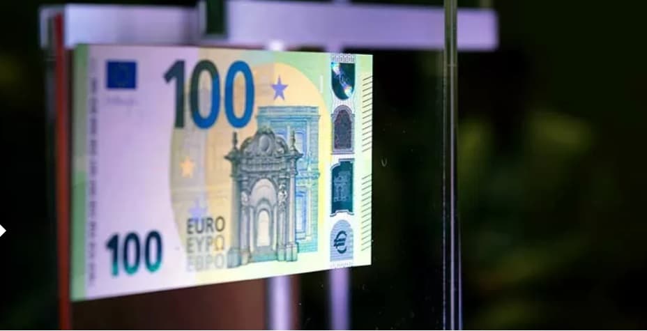 El euro está ya por debajo de 1,0750 dólares