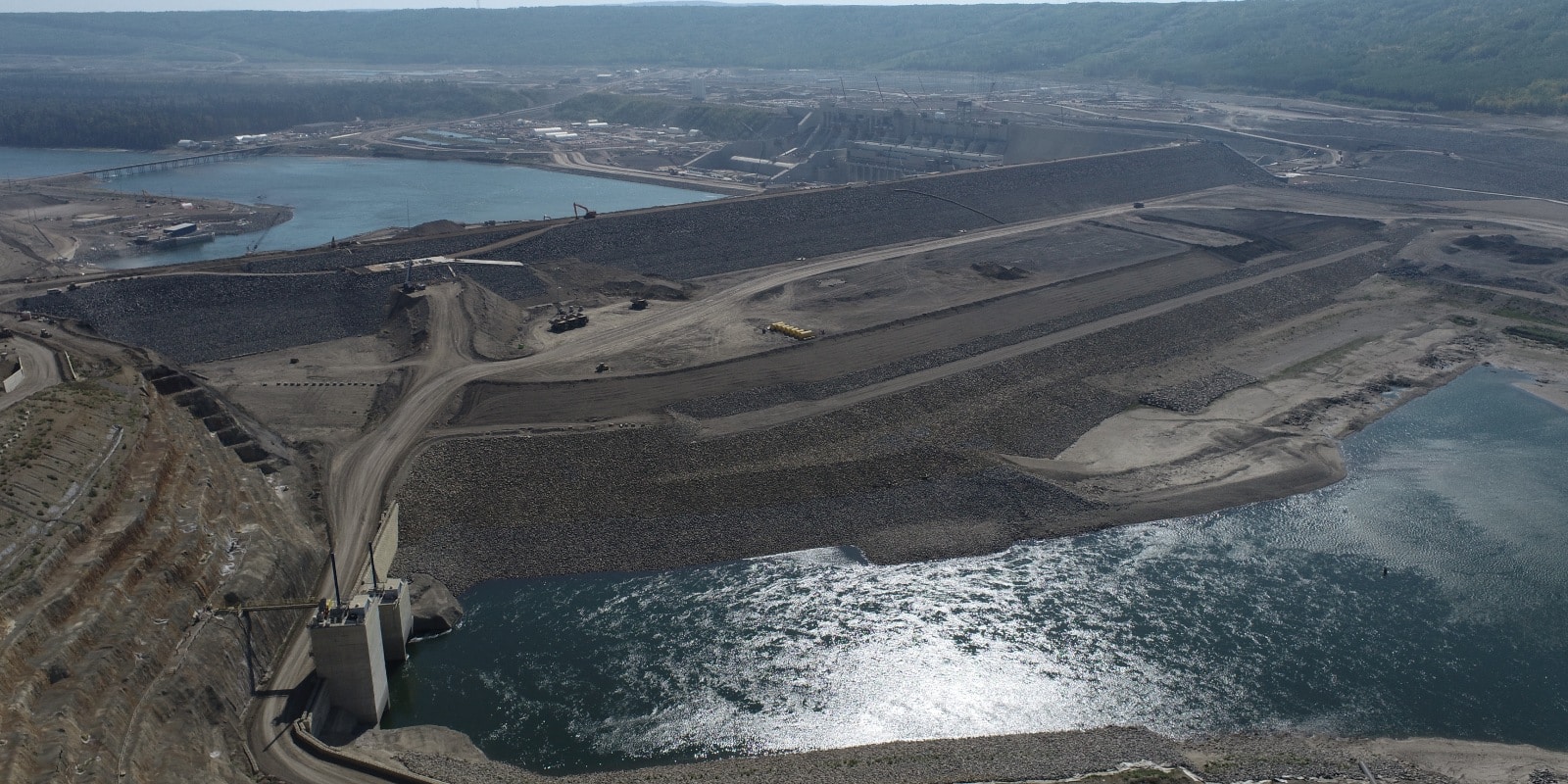Acciona y sus socios finalizan la construcción de una presa en Canadá, un proyecto de 1.800 millones