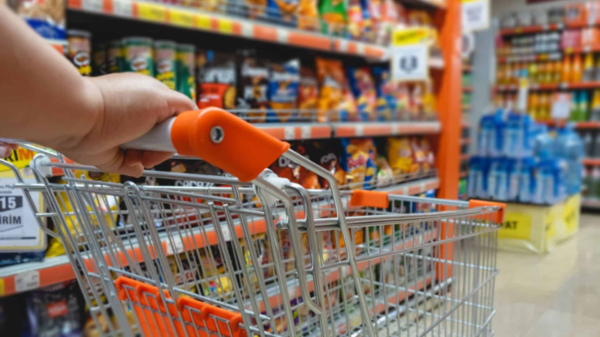 El 83% de los consumidores afirma haber modificado sus hábitos de compra y consumo por la inflación