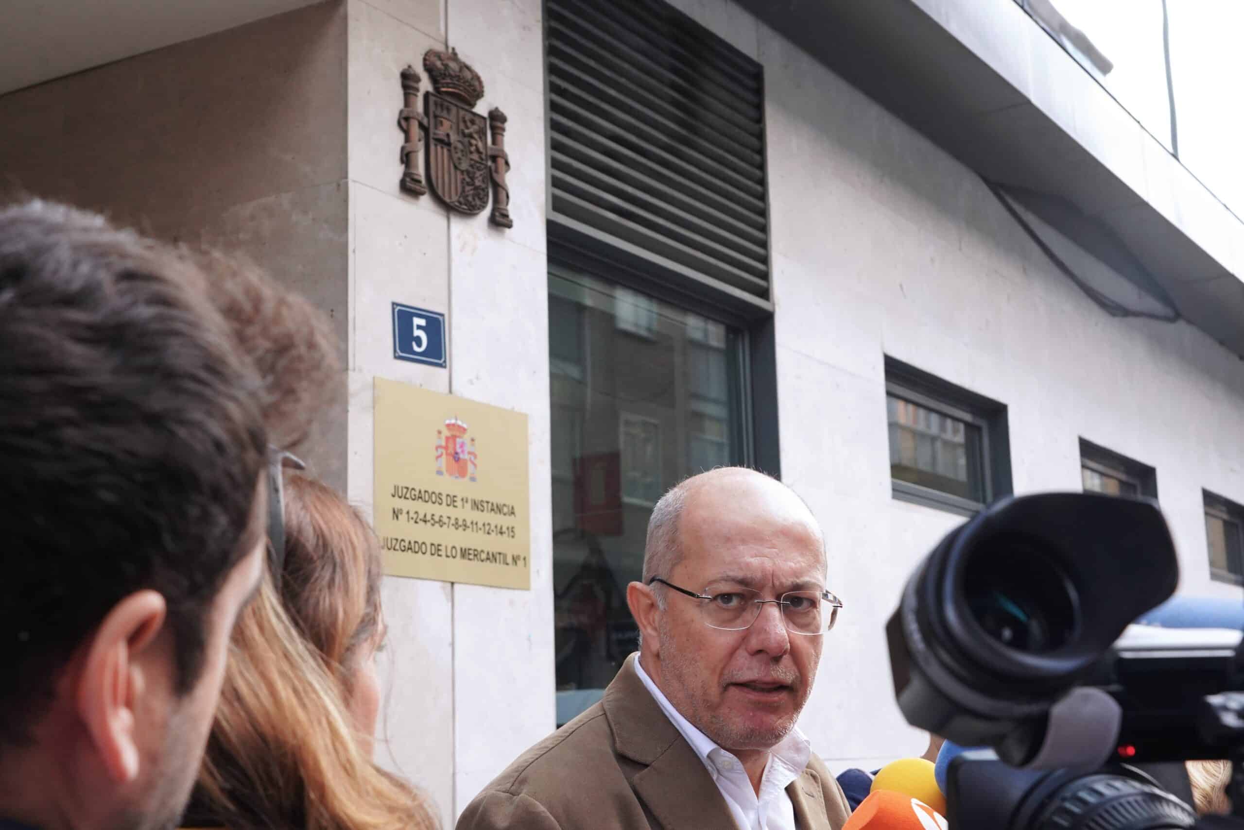 Igea denuncia a García-Gallardo por presunto «delito de odio» tras hablar éste de «invasión migratoria»