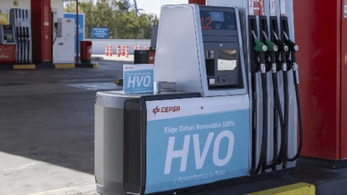 Cepsa inicia la comercialización de diésel 100% renovable para clientes profesionales
