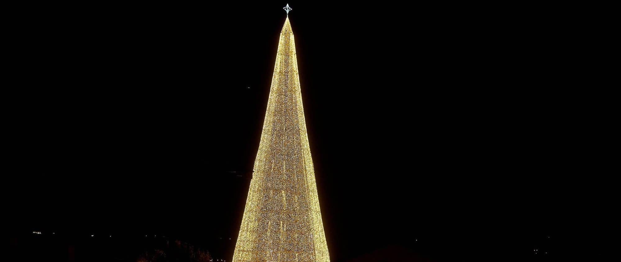El árbol de Navidad «más grande de Europa» está en España