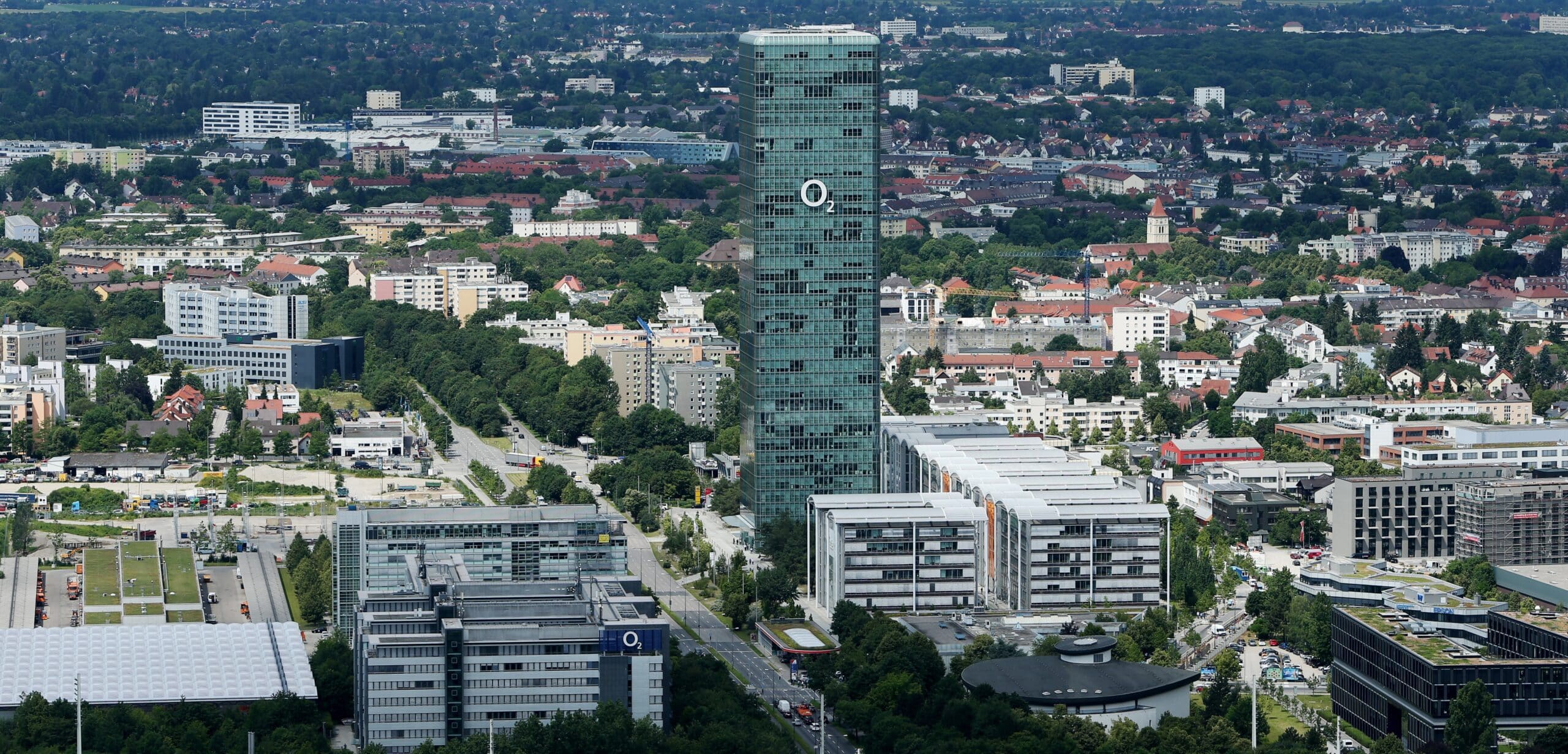 Telefónica alcanza el 93,10% en el capital de su filial alemana tras la opa