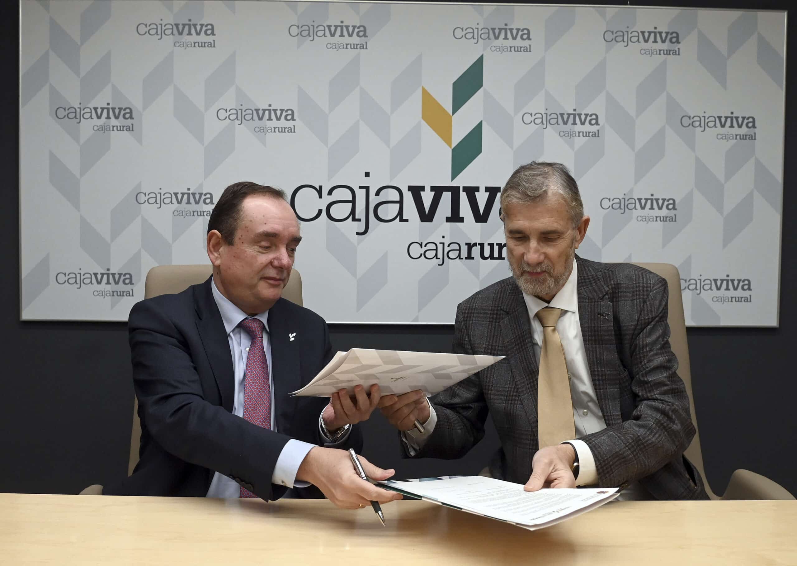 Cajaviva y Fundación Caja Rural renuevan el convenio con la Universidad de Burgos