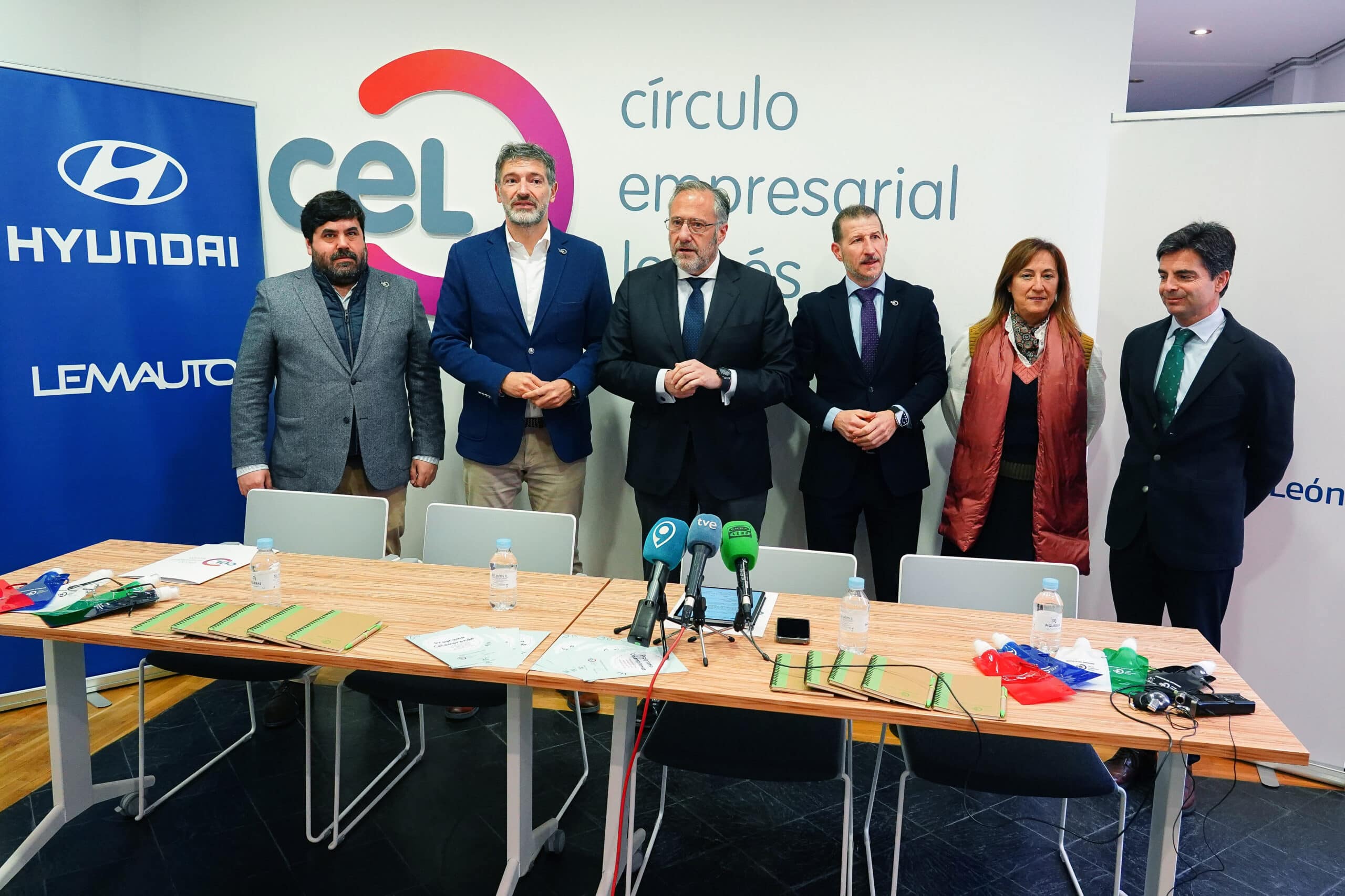 Fundación CyL y CEL impulsan la mentalidad empresarial en los alumnos de FP en León
