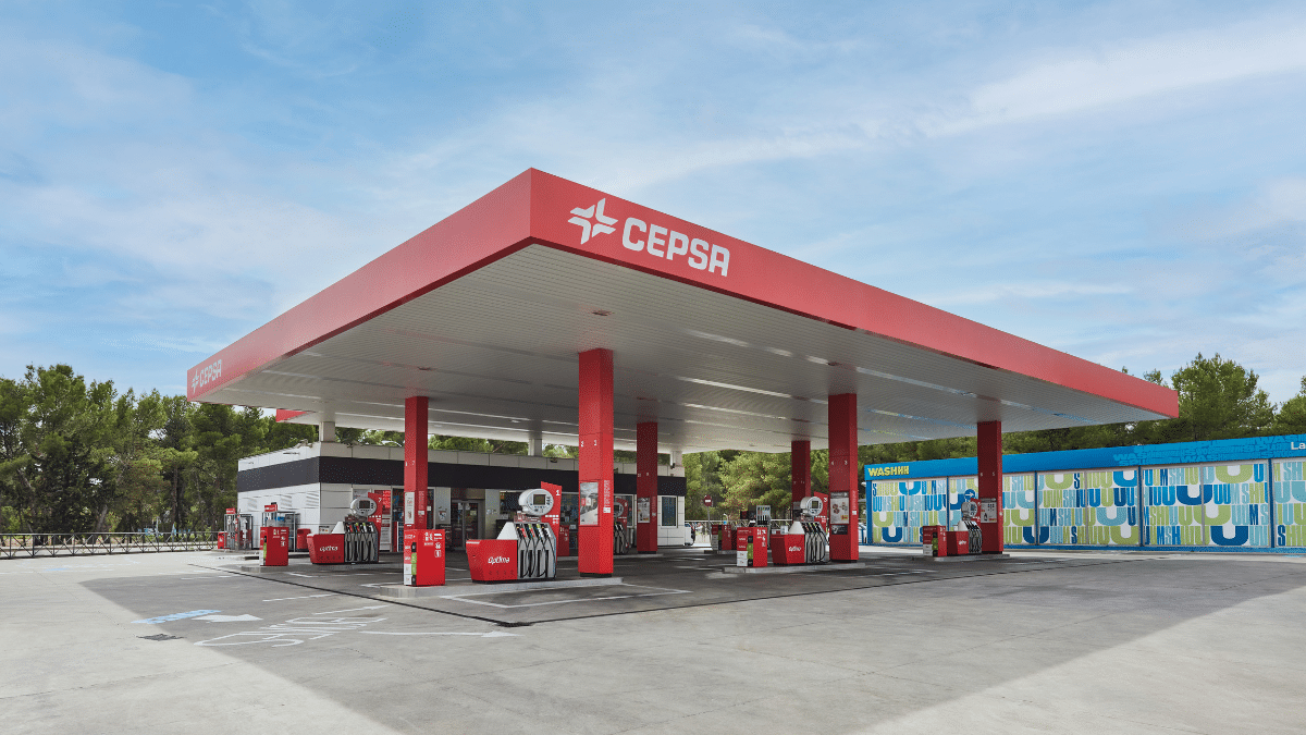 Un cliente de Cepsa en León consigue 1500  euros de ahorro en su combustible utilizando su programa de fidelización 