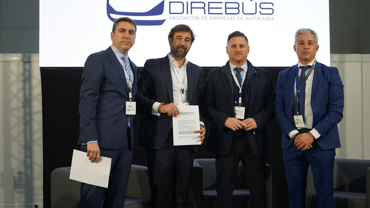 Direbus se suma a la alianza impulsada por  Cepsa y BeGas para descarbonizar el  transporte pesado urbano  