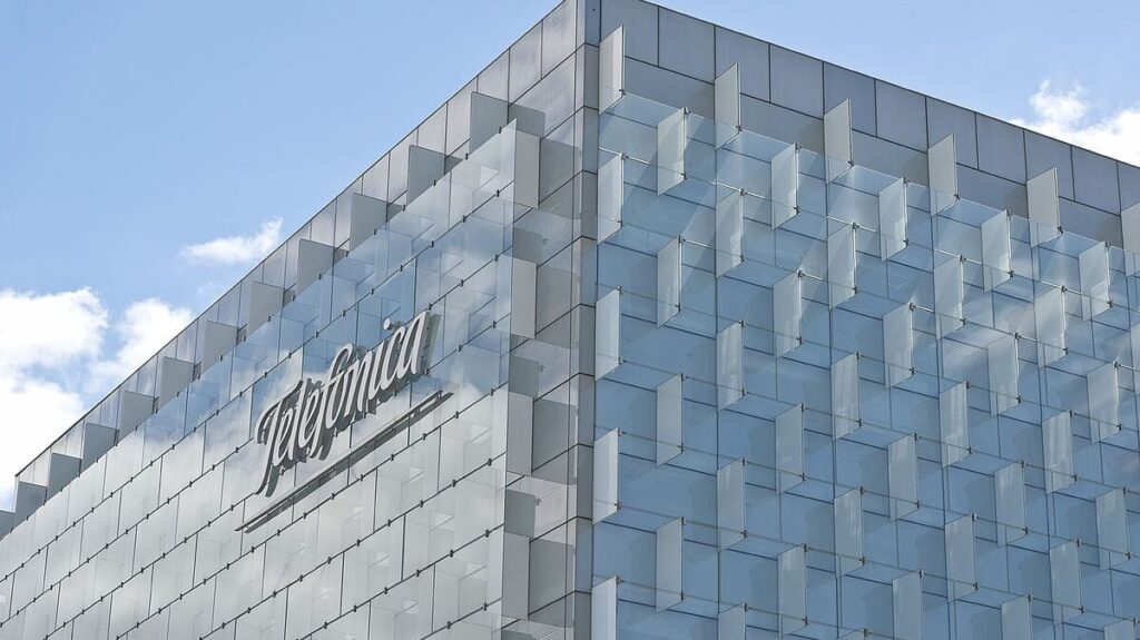 Telefónica Brasil gana 258 millones de dólares en el primer