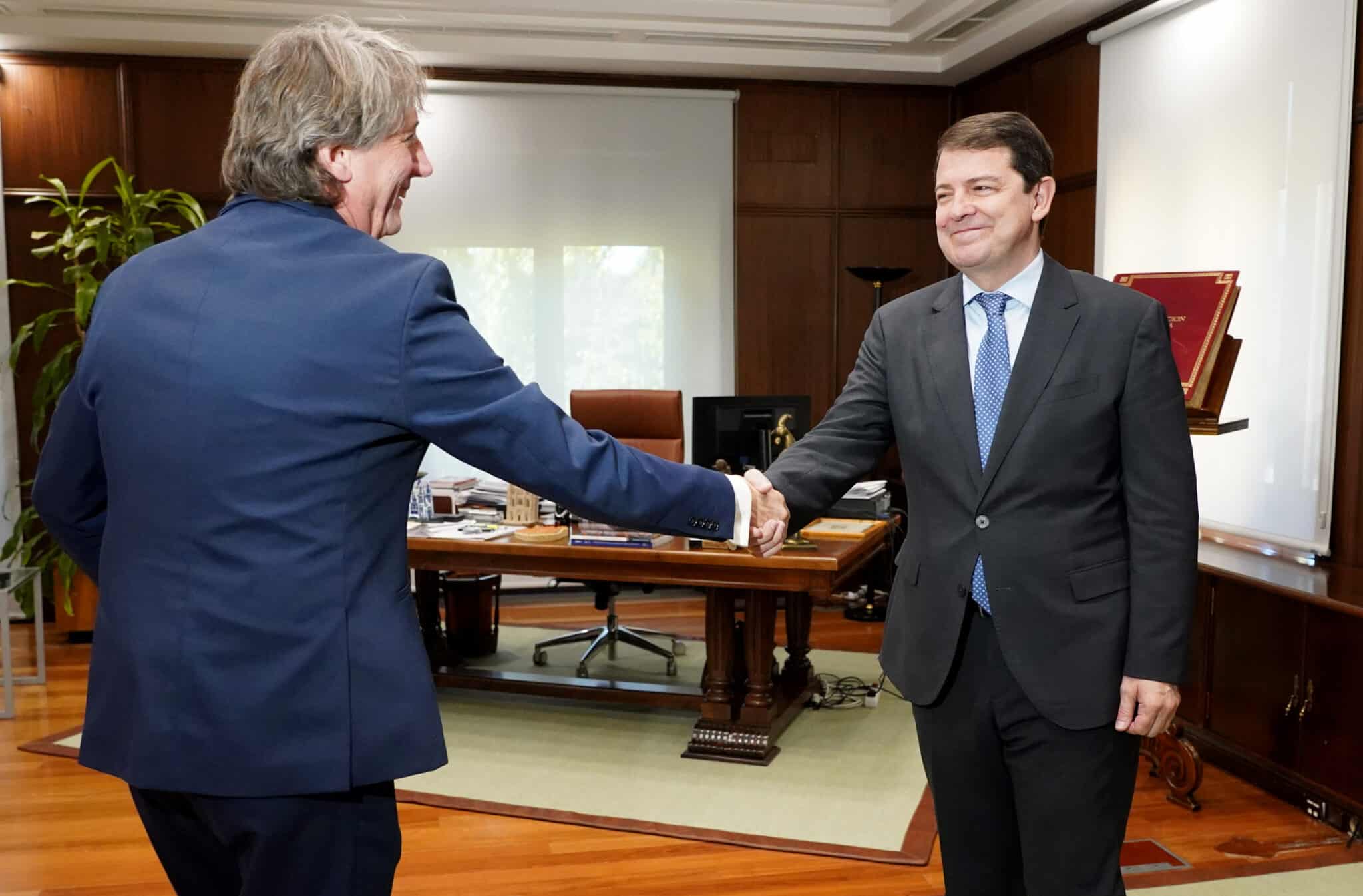La Junta «acelerará» las obras del Hospital de Soria e incorporará a la red regional el polígono Valcorba