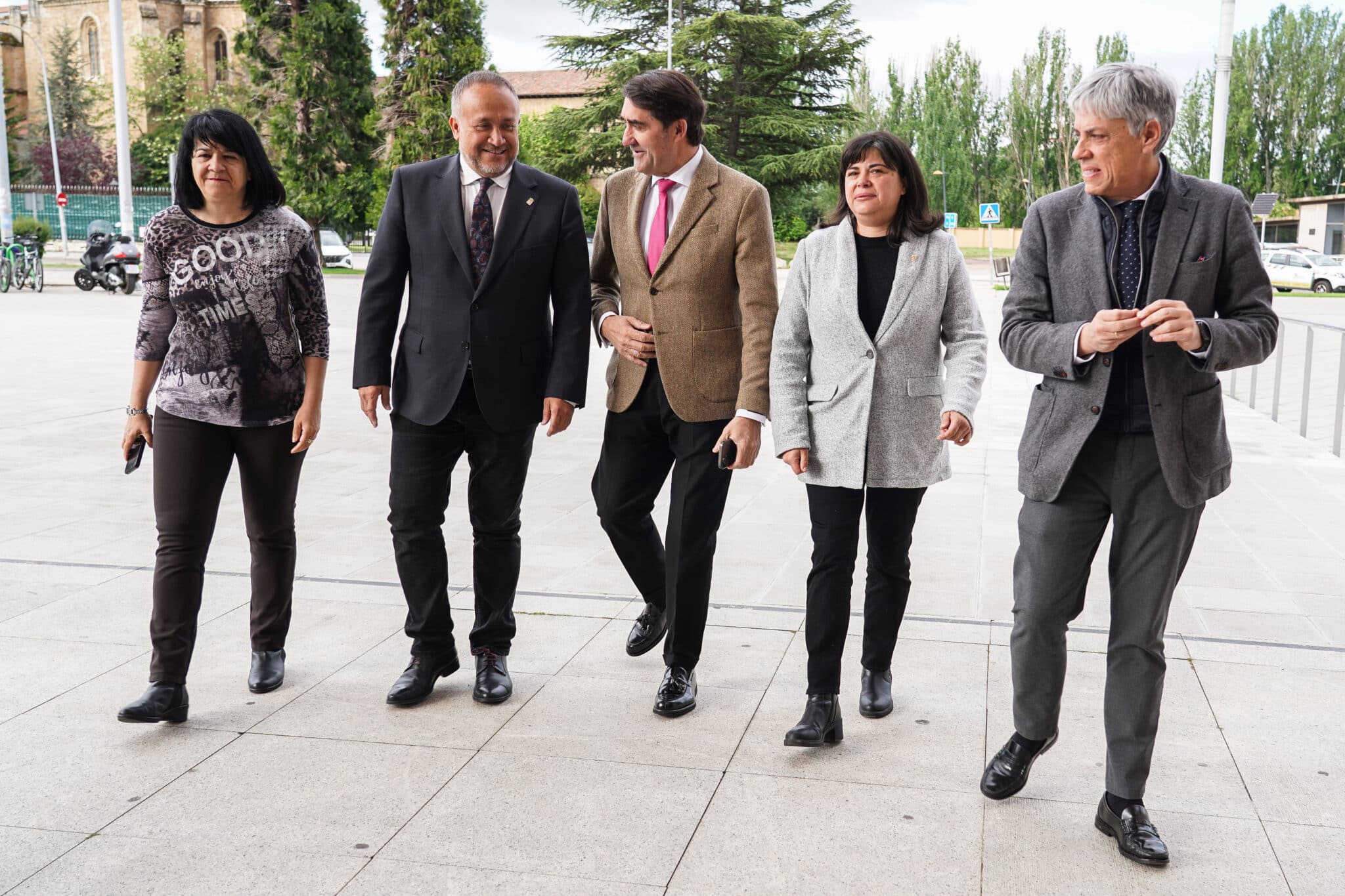 Suárez-Quiñones confía en que la postura de Ribera sobre el lobo quede «minimizada» en el PE