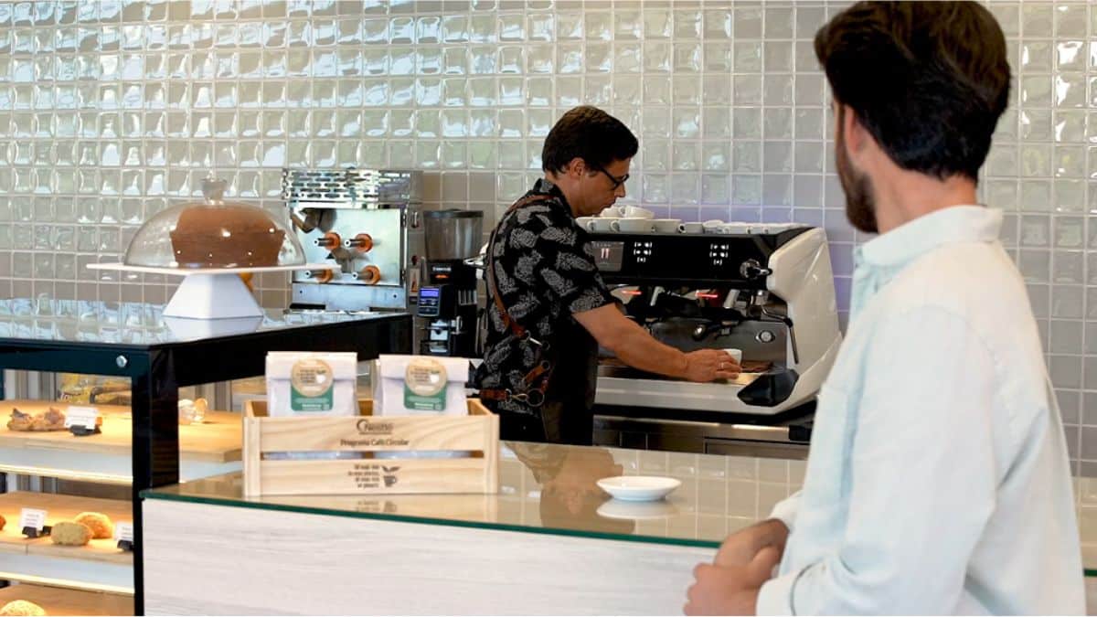 Más de 200 bares y cafeterías se unen al «Programa Café Circular» de Nestlé Professional