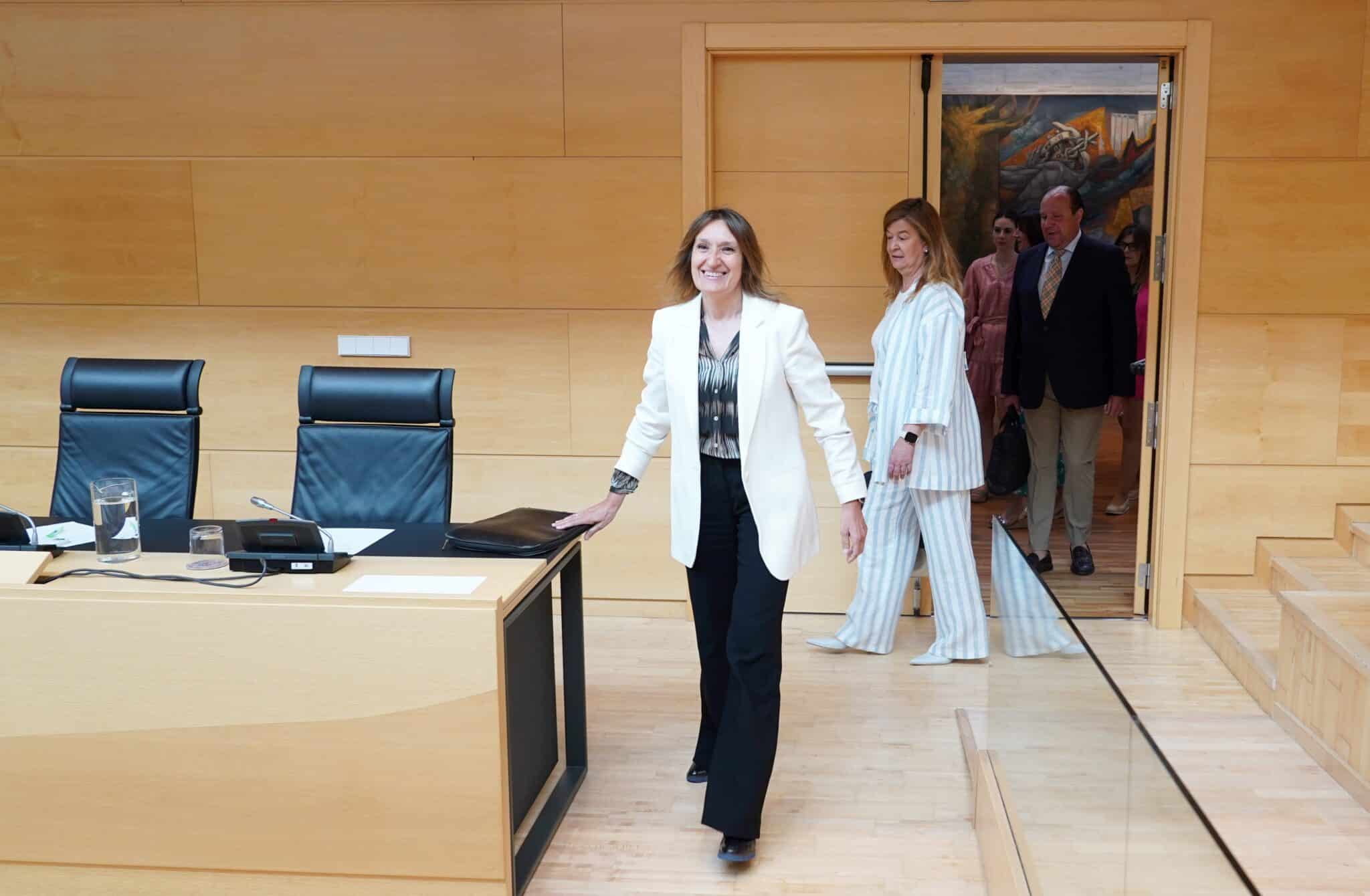 Educación ampliará los límites de renta para acceder a la gratuidad de libros de texto