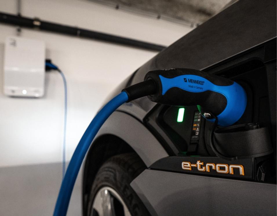 Cargadores en los domicilios de los empleados: ChargeGuru da un paso más para la electrificación de las flotas