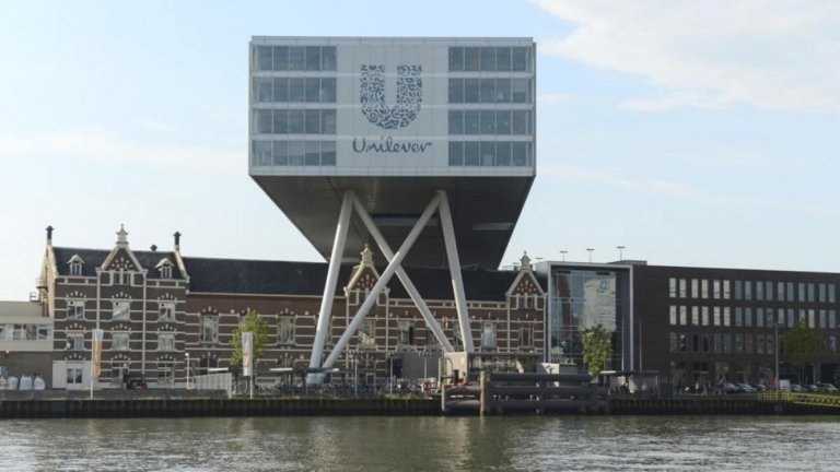 Unilever gana el Premio OCARE Medialuna por su gran campaña medioambiental Recicl-ArteUnilever 