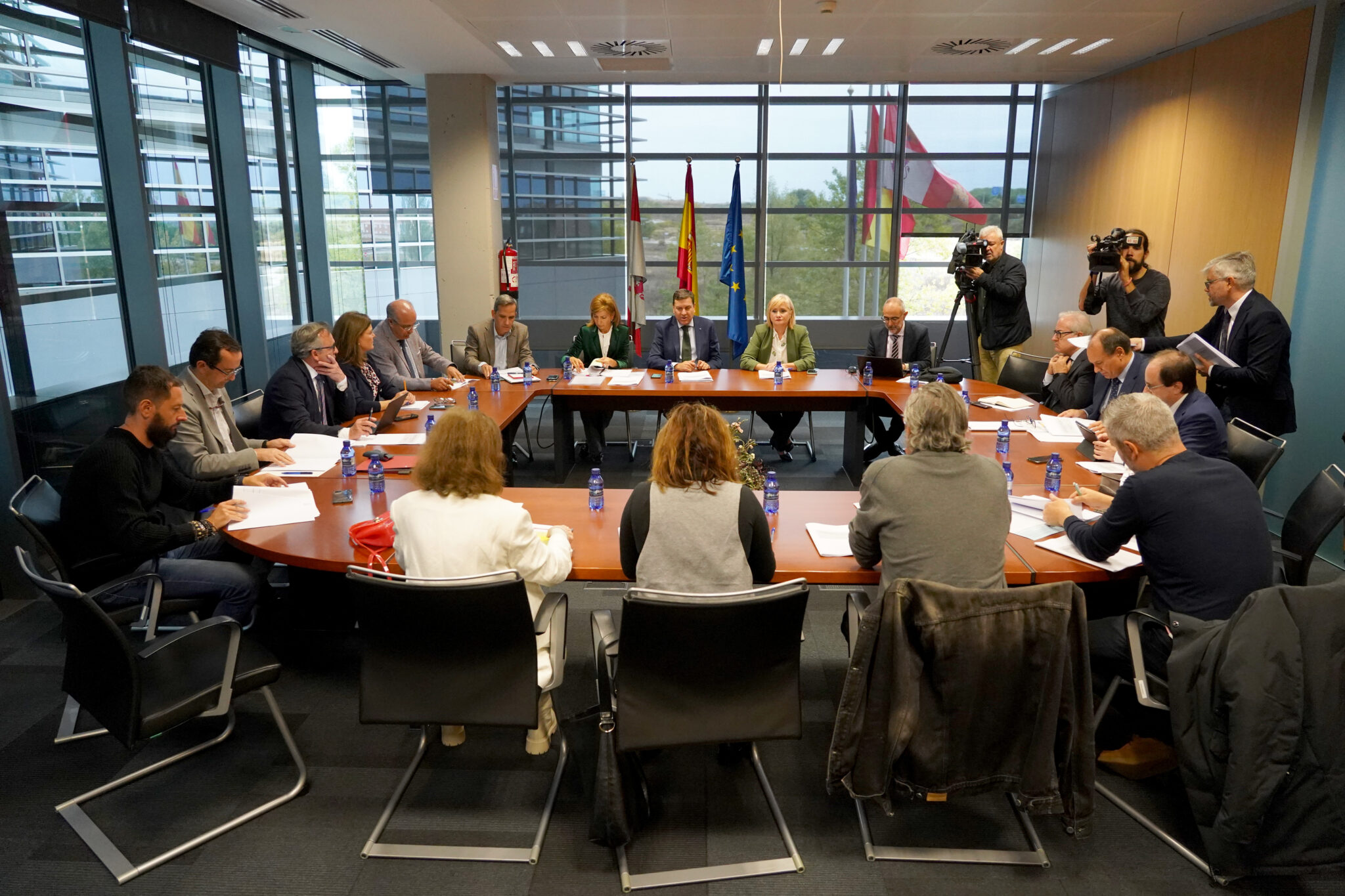 El IV Acuerdo por la Competitividad ha ejecutado 373 medidas de las 406 previstas hasta 2027