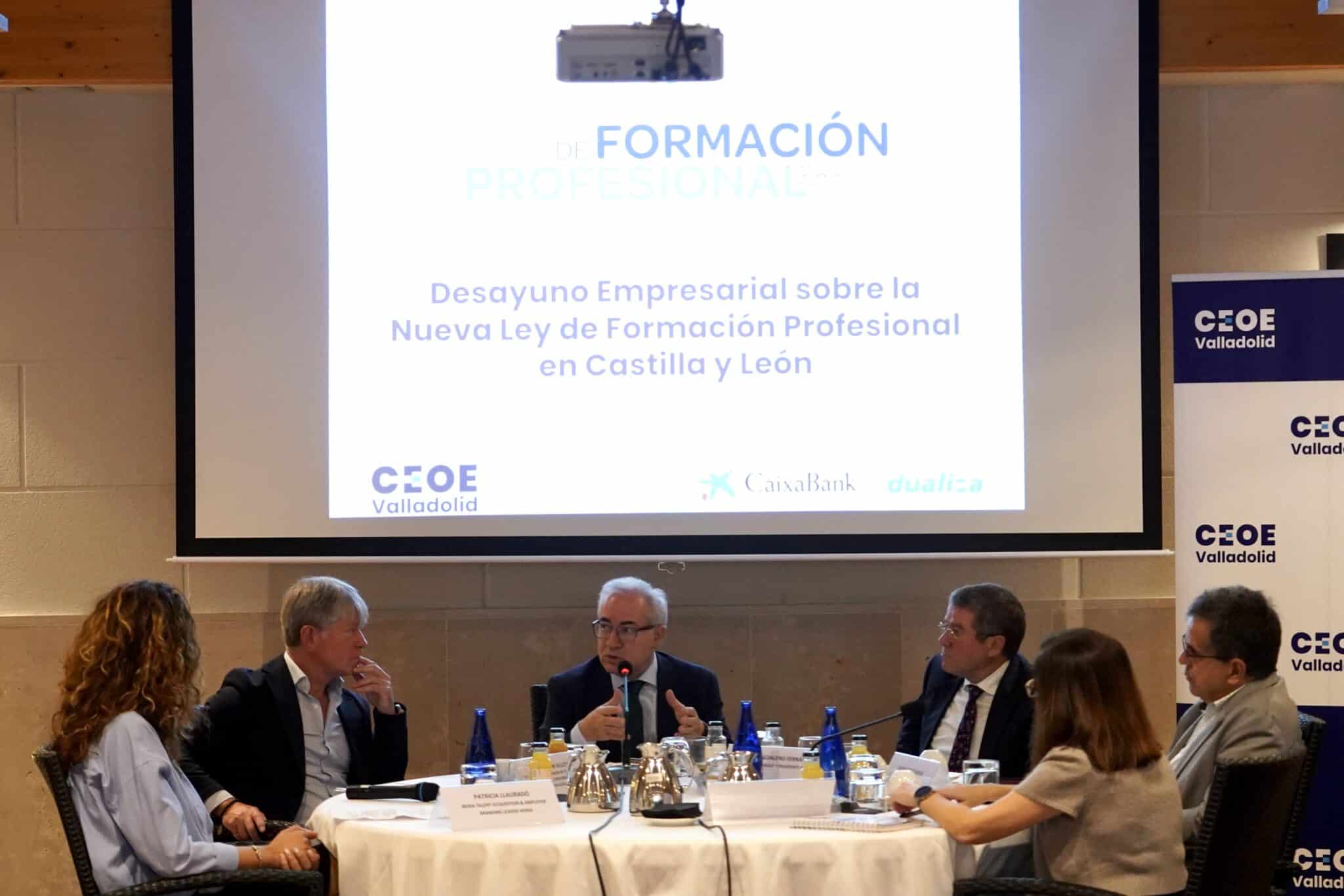 CEOE Valladolid pide tutores de empresa y compensaciones para las mycropymes con alumnos en prácticas