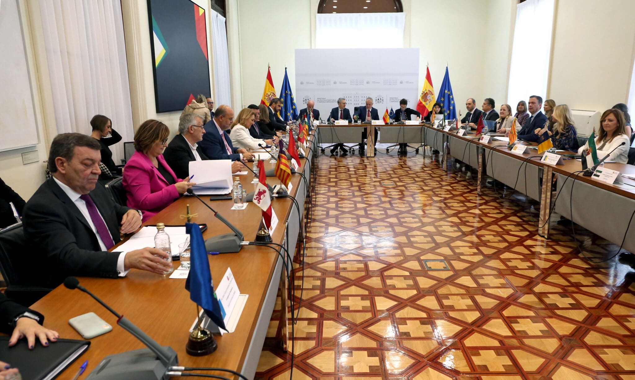 La Conferencia de Presidentes abordará financiación, inmigración y sanidad cuando tenga fecha