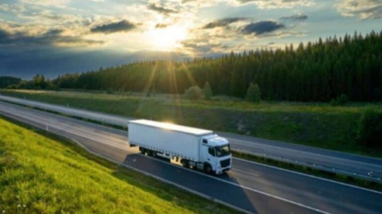 Empresas triplican inversiones en logística sostenible según el Barómetro AECOC 2024