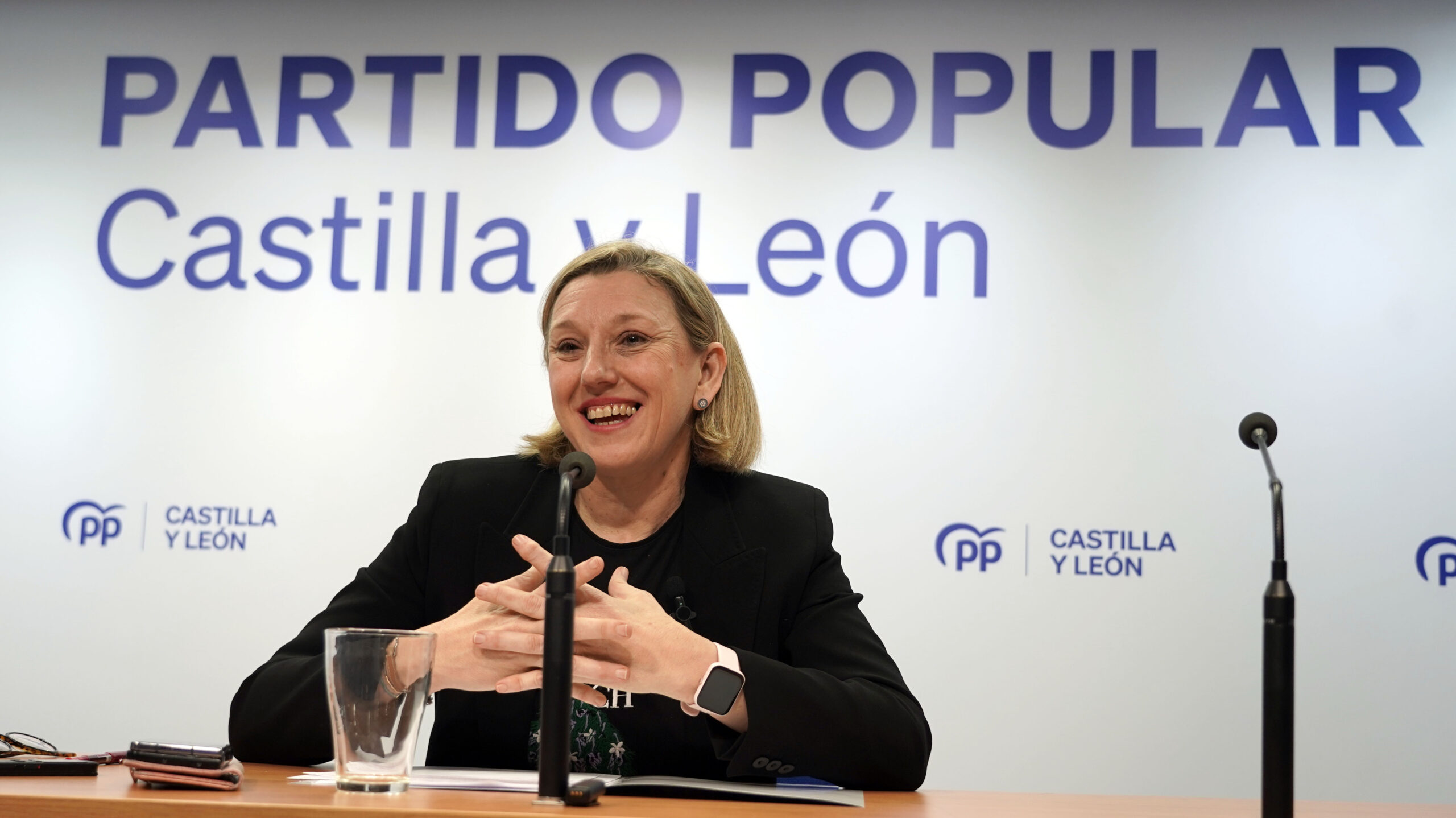 Blanco recuerda que instituciones del PP mantienen el bono-transporte y anuncia una campaña para explicar el ‘No’ al decreto