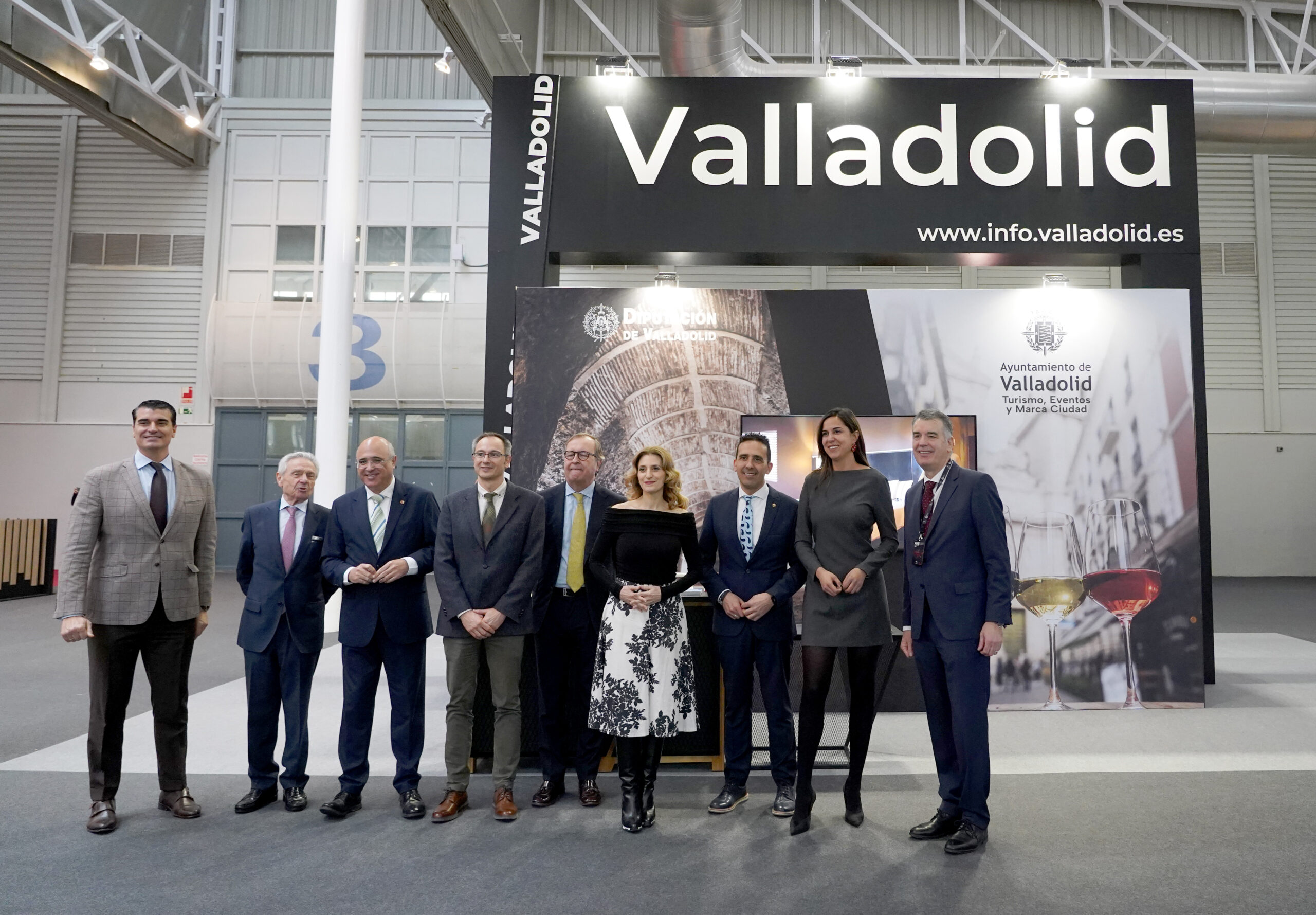 FINE descorcha su VI edición con 140 bodegas de 26 países