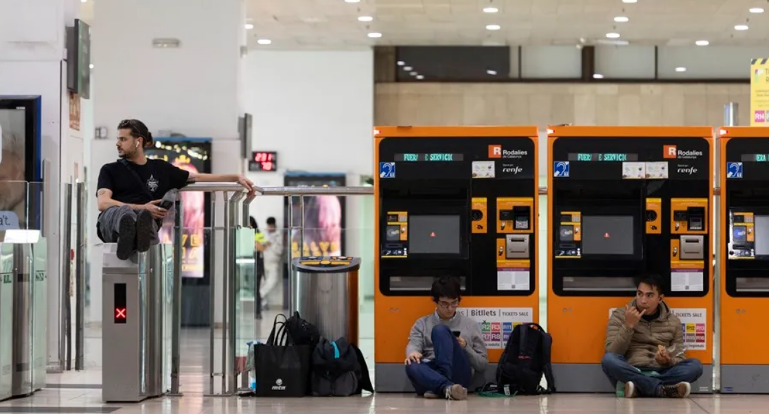 CSIF rechaza el traspaso a Cataluña y apoya la huelga en Renfe y Adif