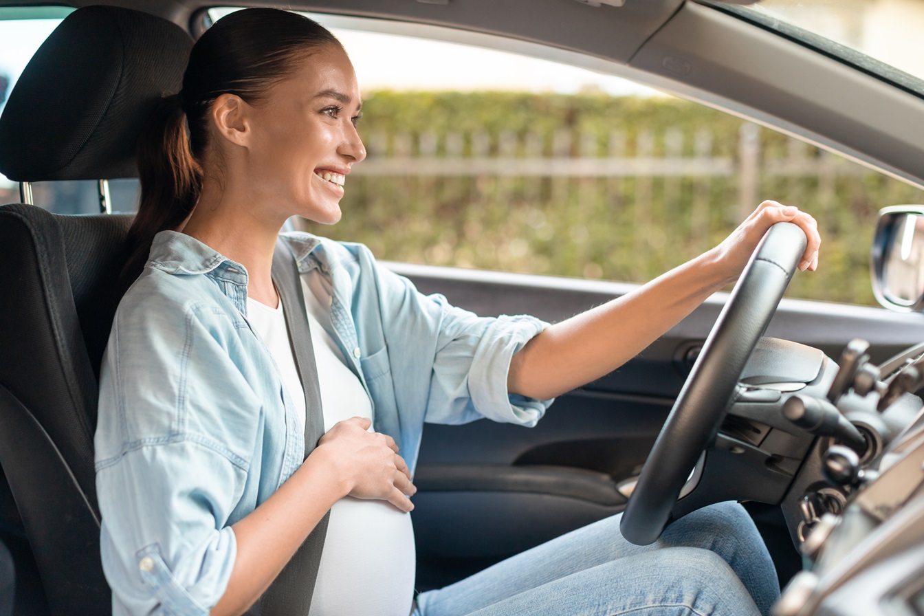 ¿Estás embarazada? Cosas que debes saber antes de subirte al coche