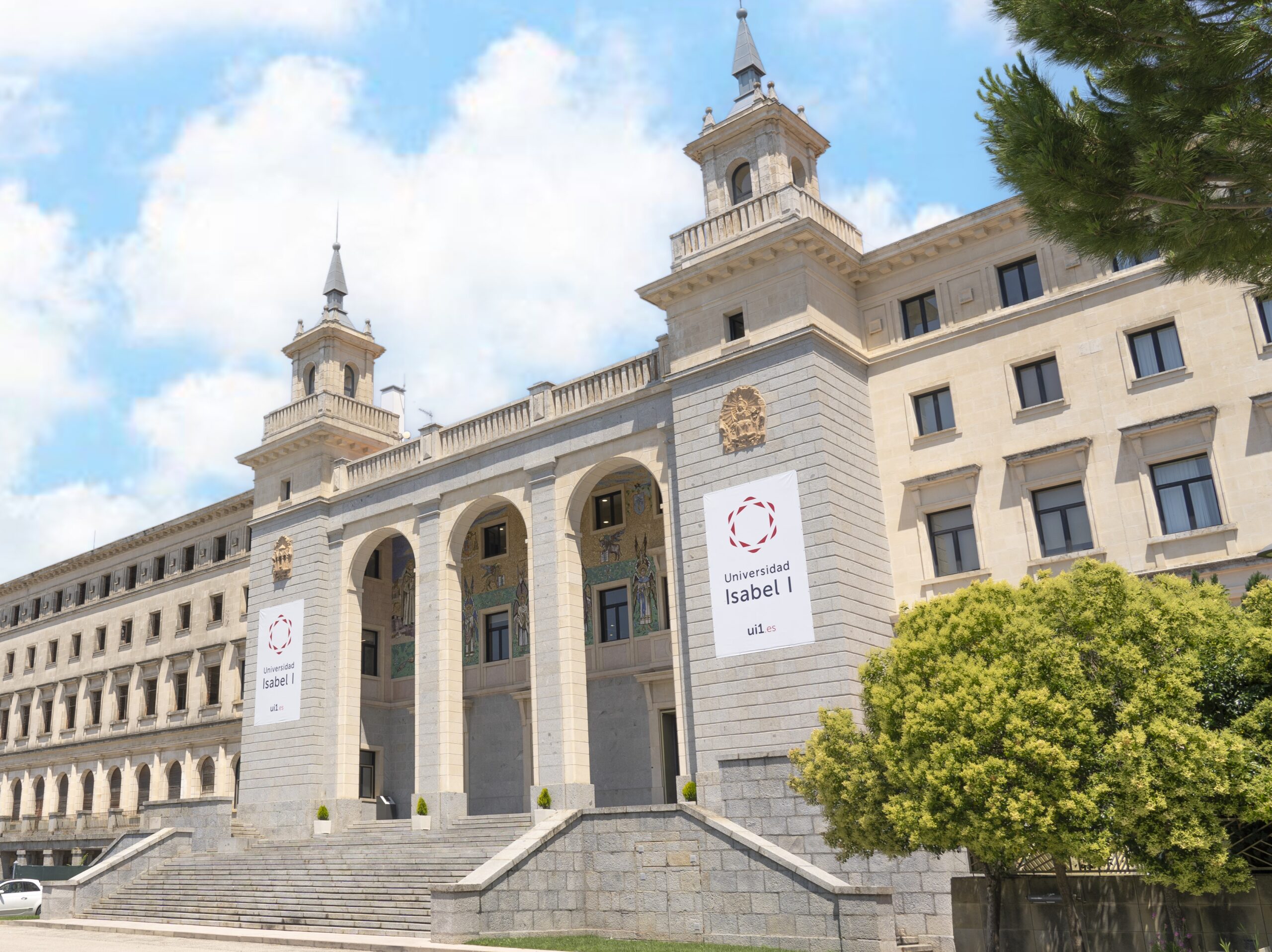 La Universidad Isabel I renueva los estudios de Derecho con opciones de inteligencia artificial