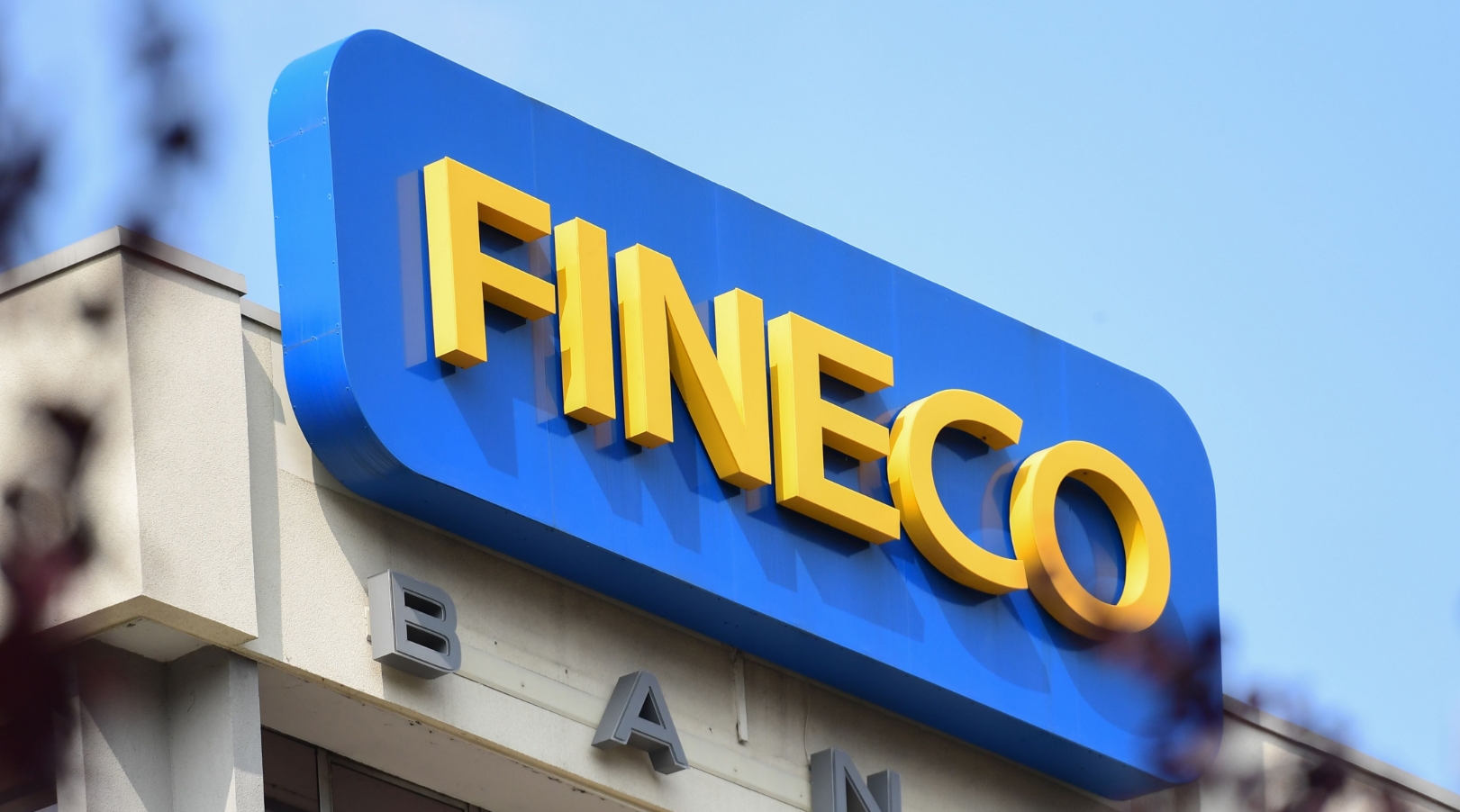 Fineco refuerza su equipo con ocho fichajes en mayo