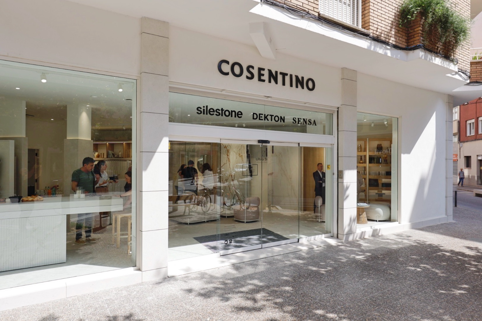 Girona estrena el nuevo modelo “Studio” de Cosentino